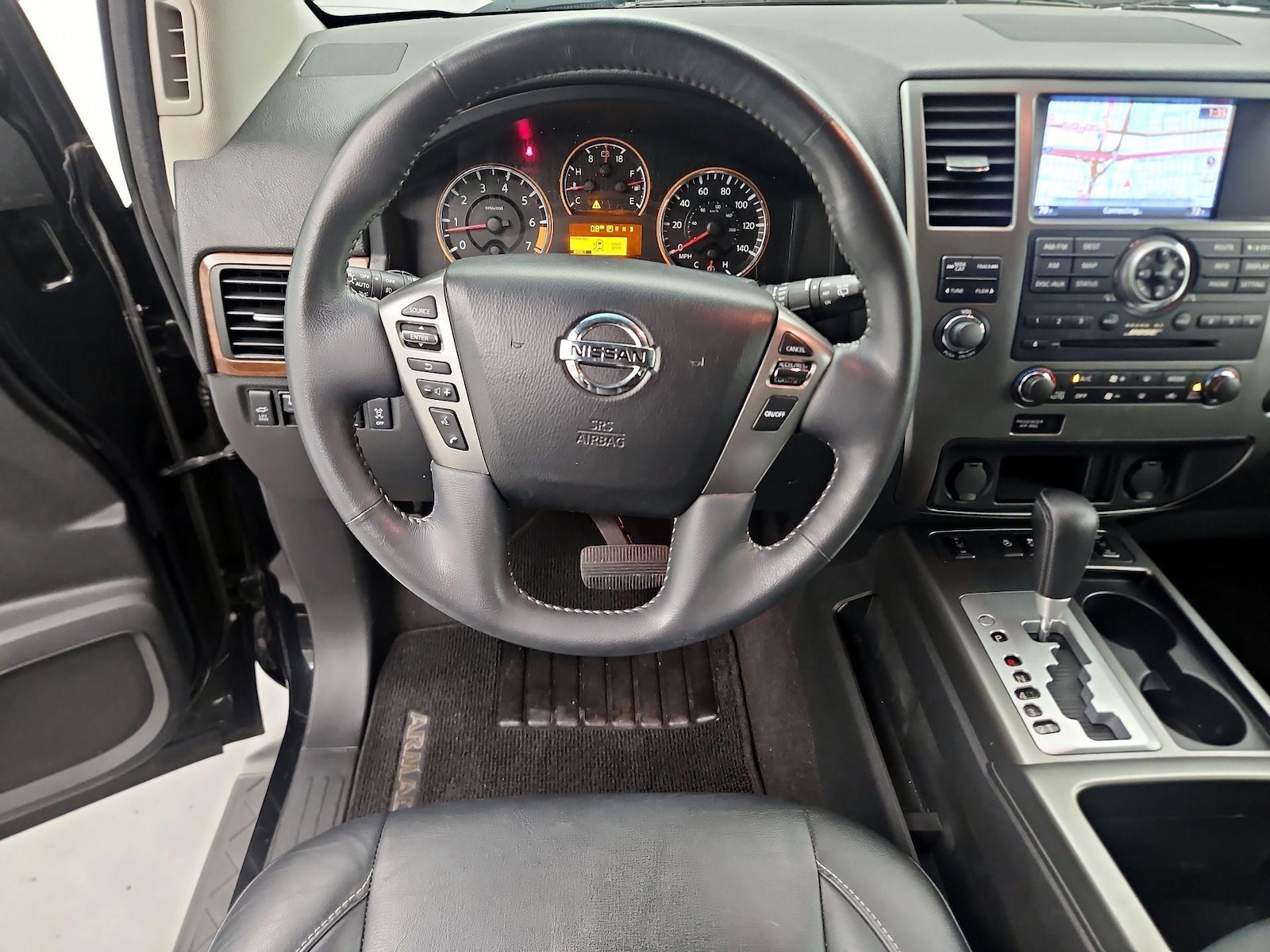 2015 Nissan Armada Platinum - Photo 9