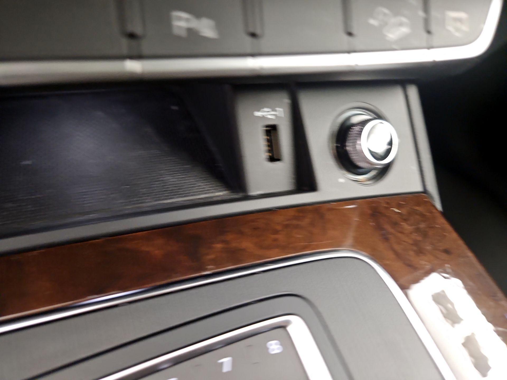 Thumbnail: 2019 Audi Q5 - 19