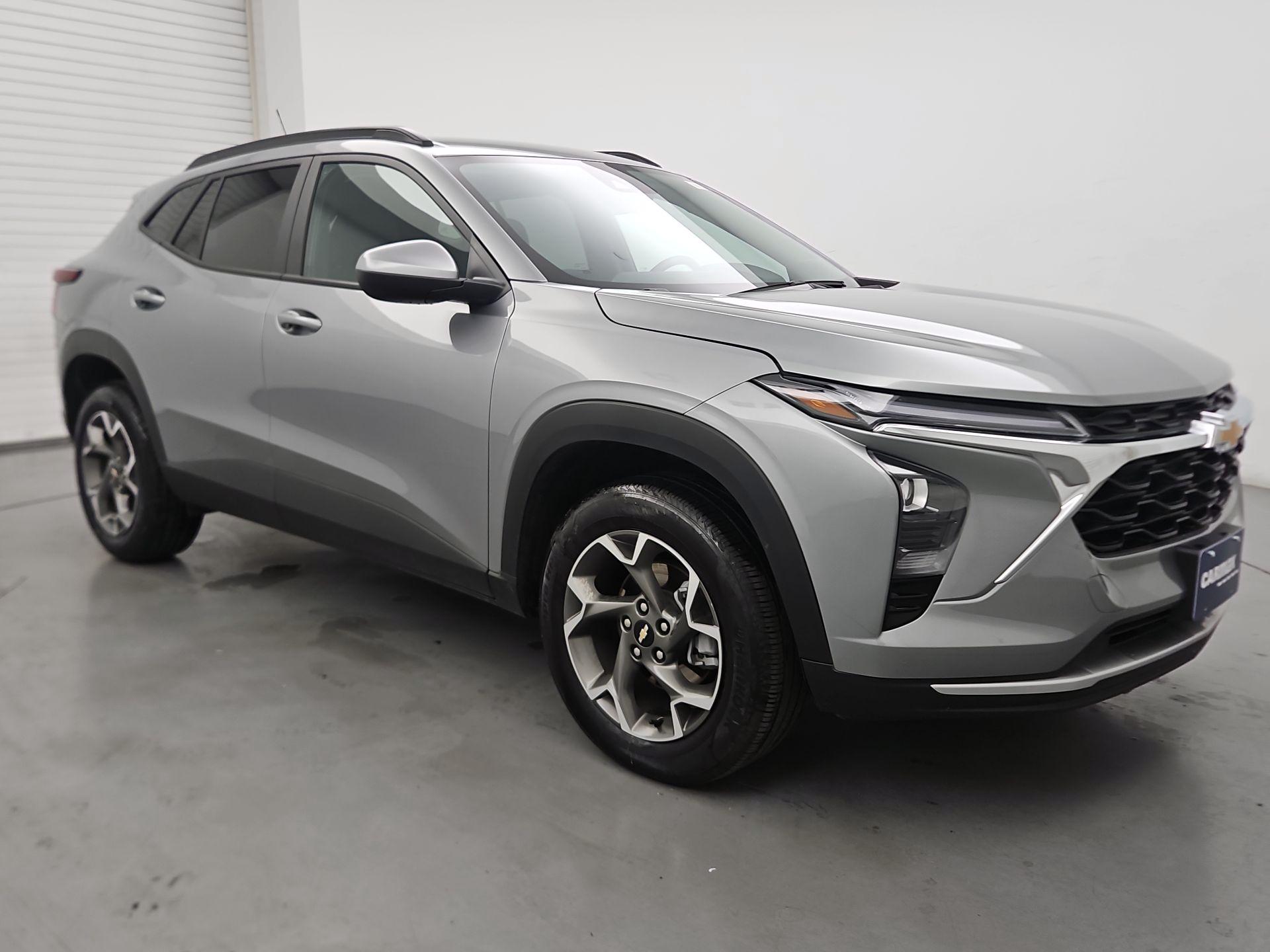 Thumbnail: 2025 Chevrolet Trax - 1