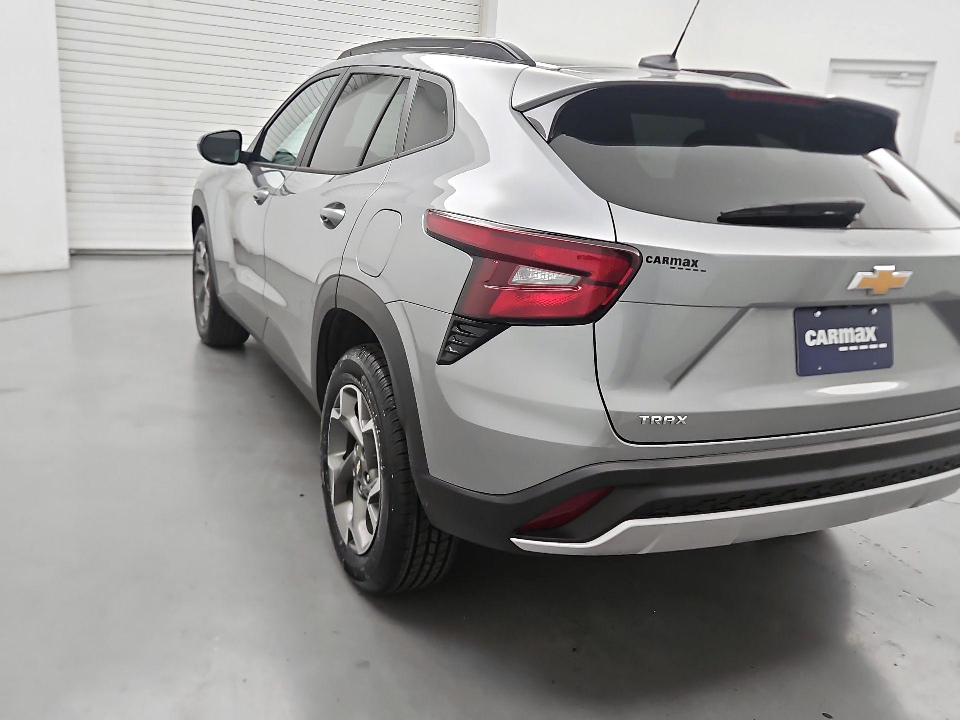 Thumbnail: 2025 Chevrolet Trax - 7