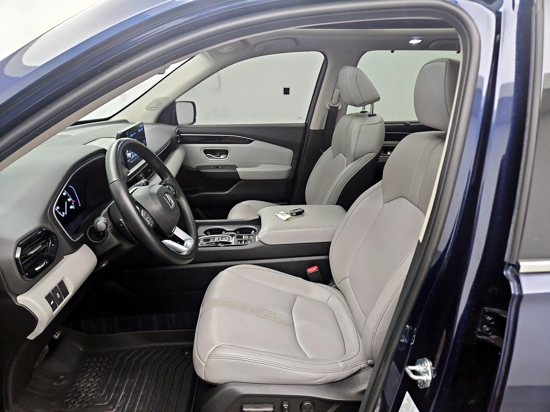 Thumbnail: 2025 Honda Pilot - 9