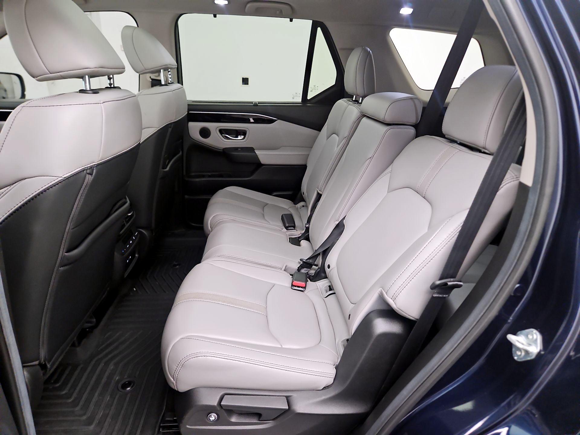 Thumbnail: 2025 Honda Pilot - 17