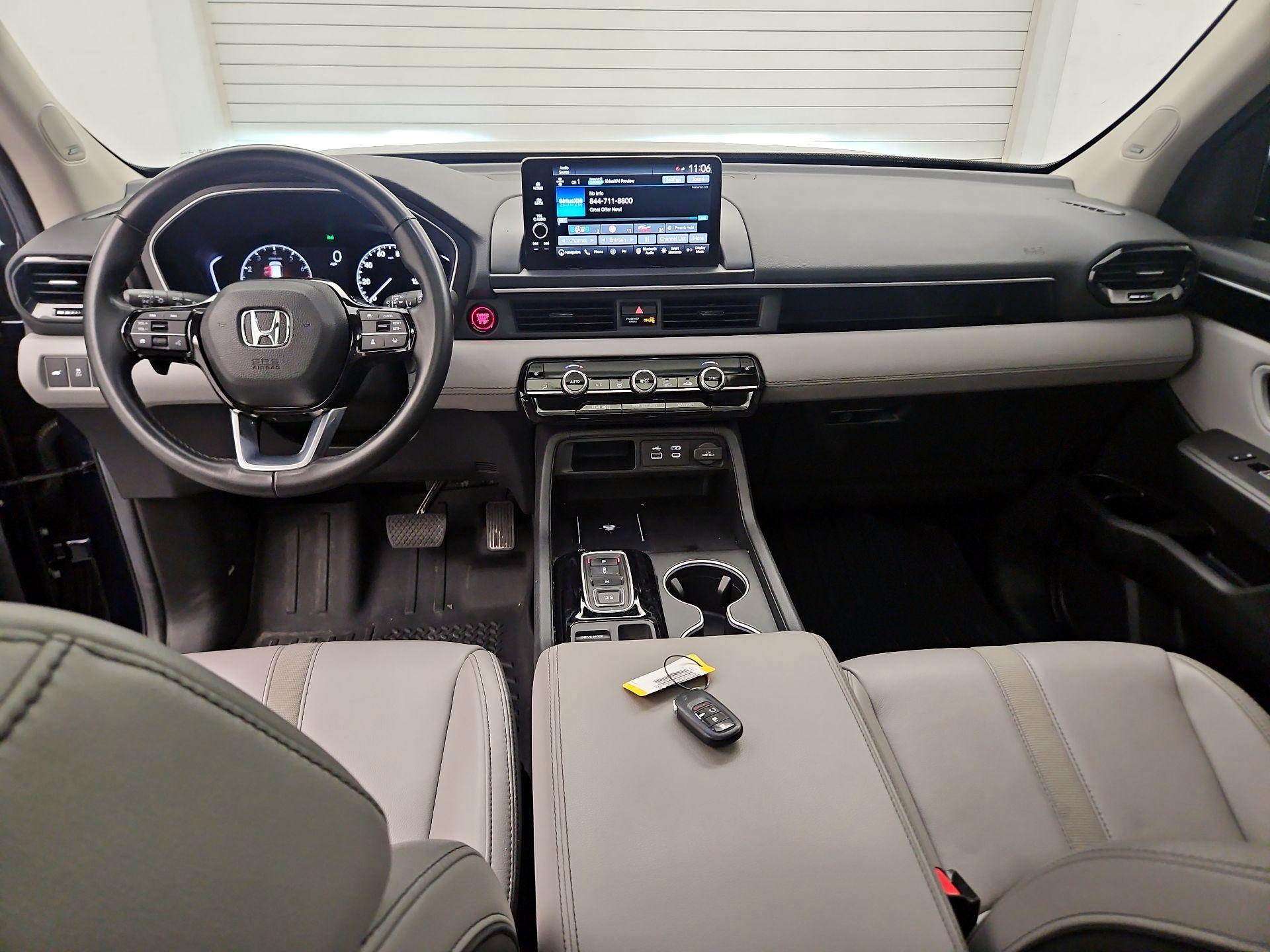 Thumbnail: 2025 Honda Pilot - 8