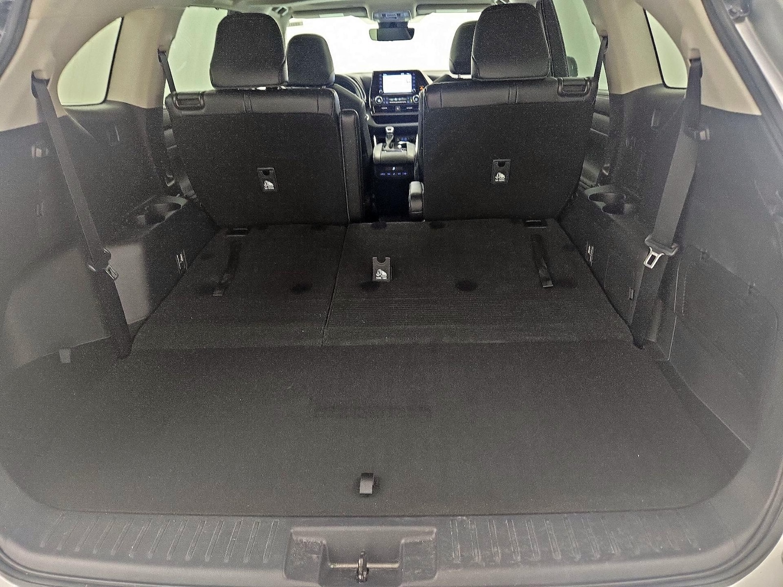 2022 Toyota Highlander XLE - Photo 23