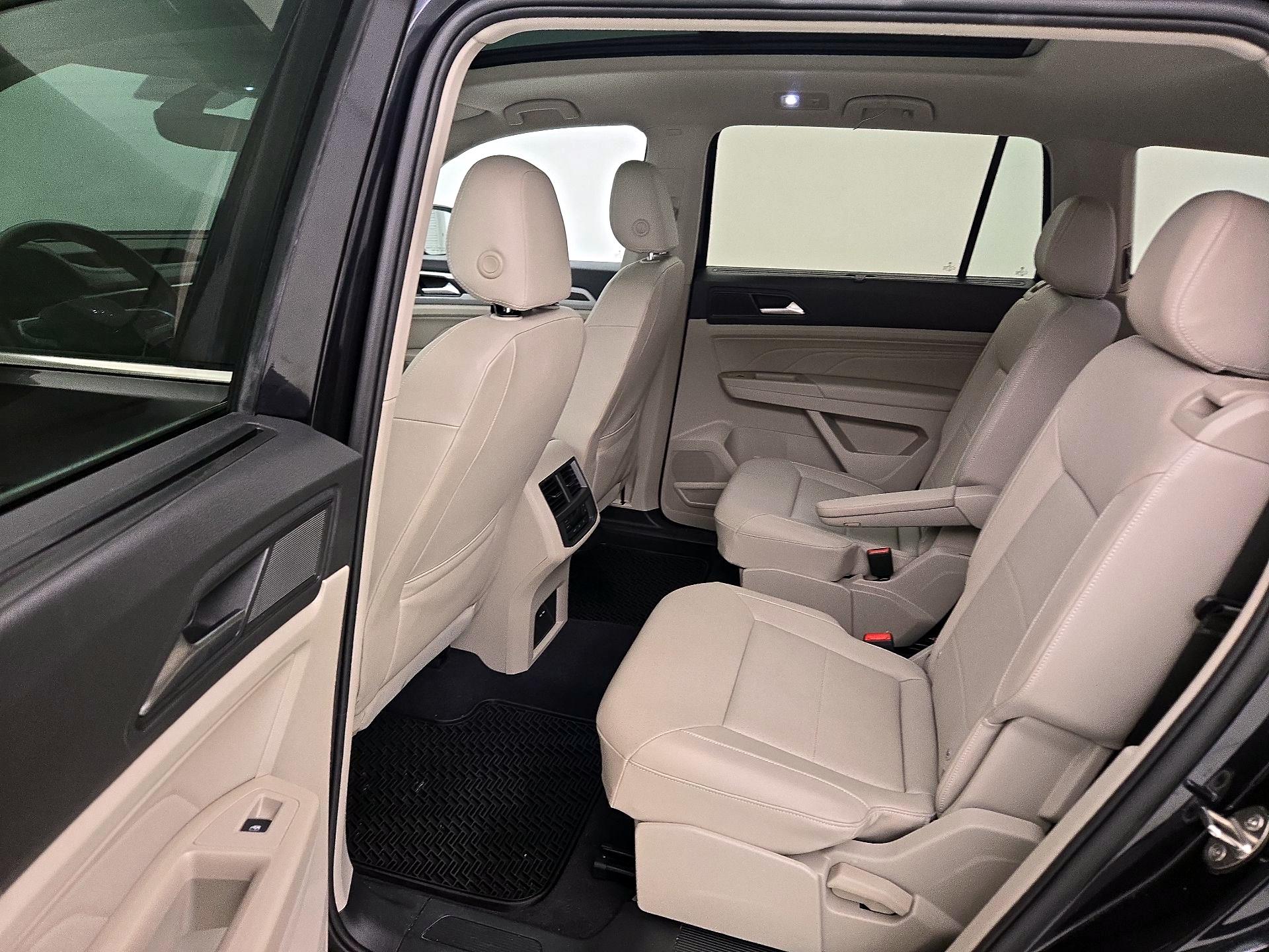 Thumbnail: 2021 Volkswagen Atlas - 20
