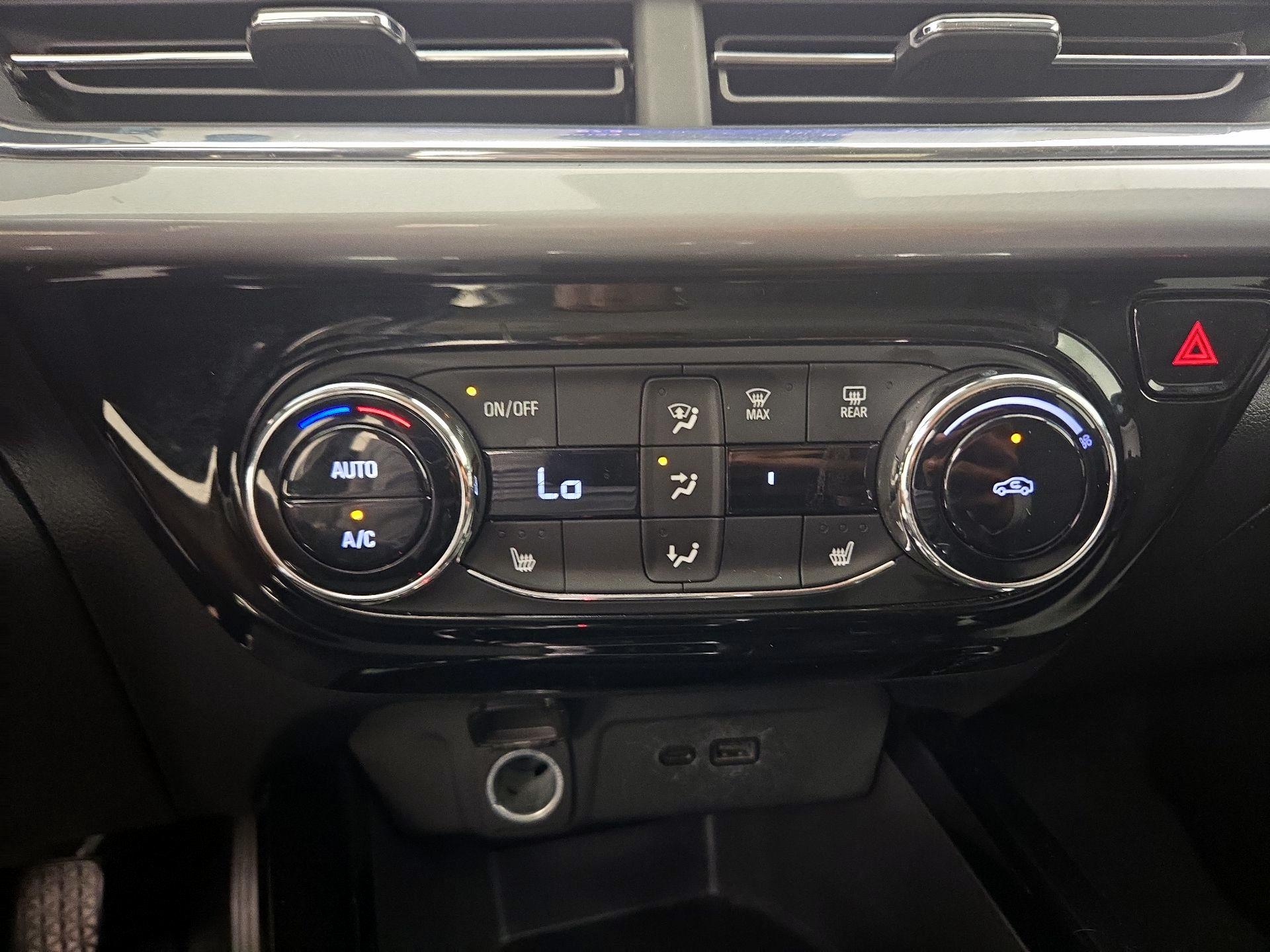 Thumbnail: 2024 Chevrolet Trax - 16
