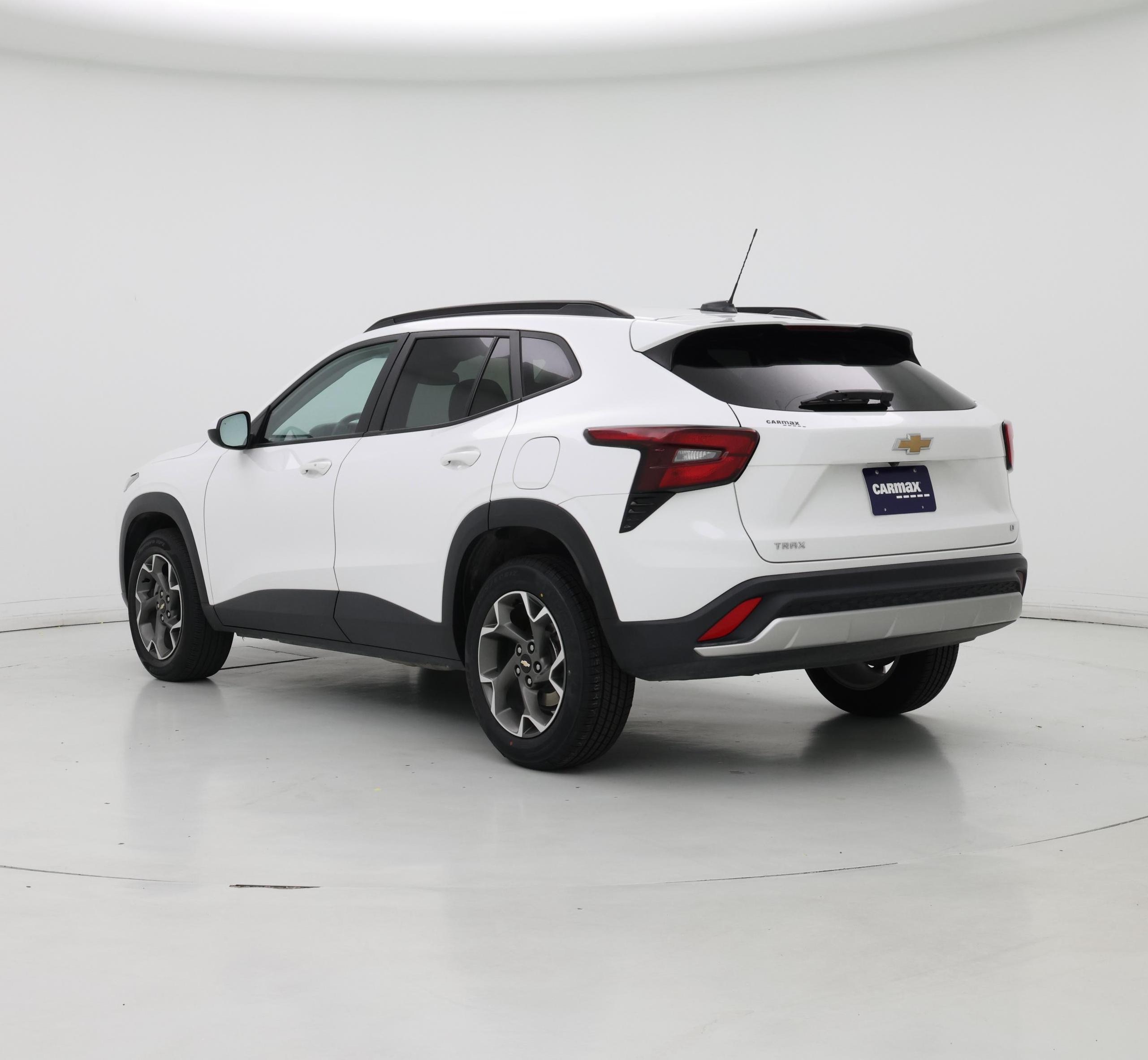 Thumbnail: 2024 Chevrolet Trax - 2