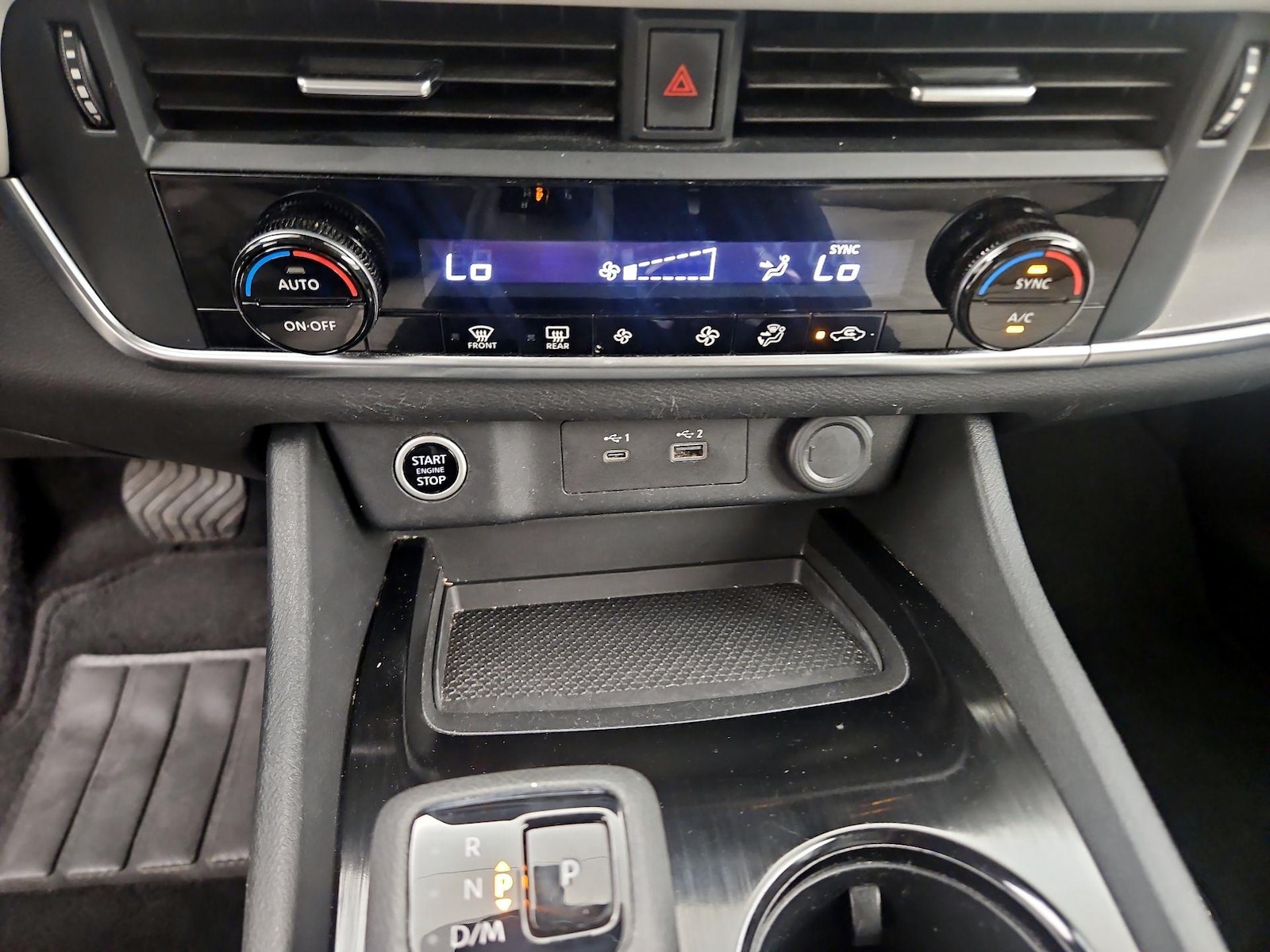 2023 Nissan Rogue SV - Photo 15