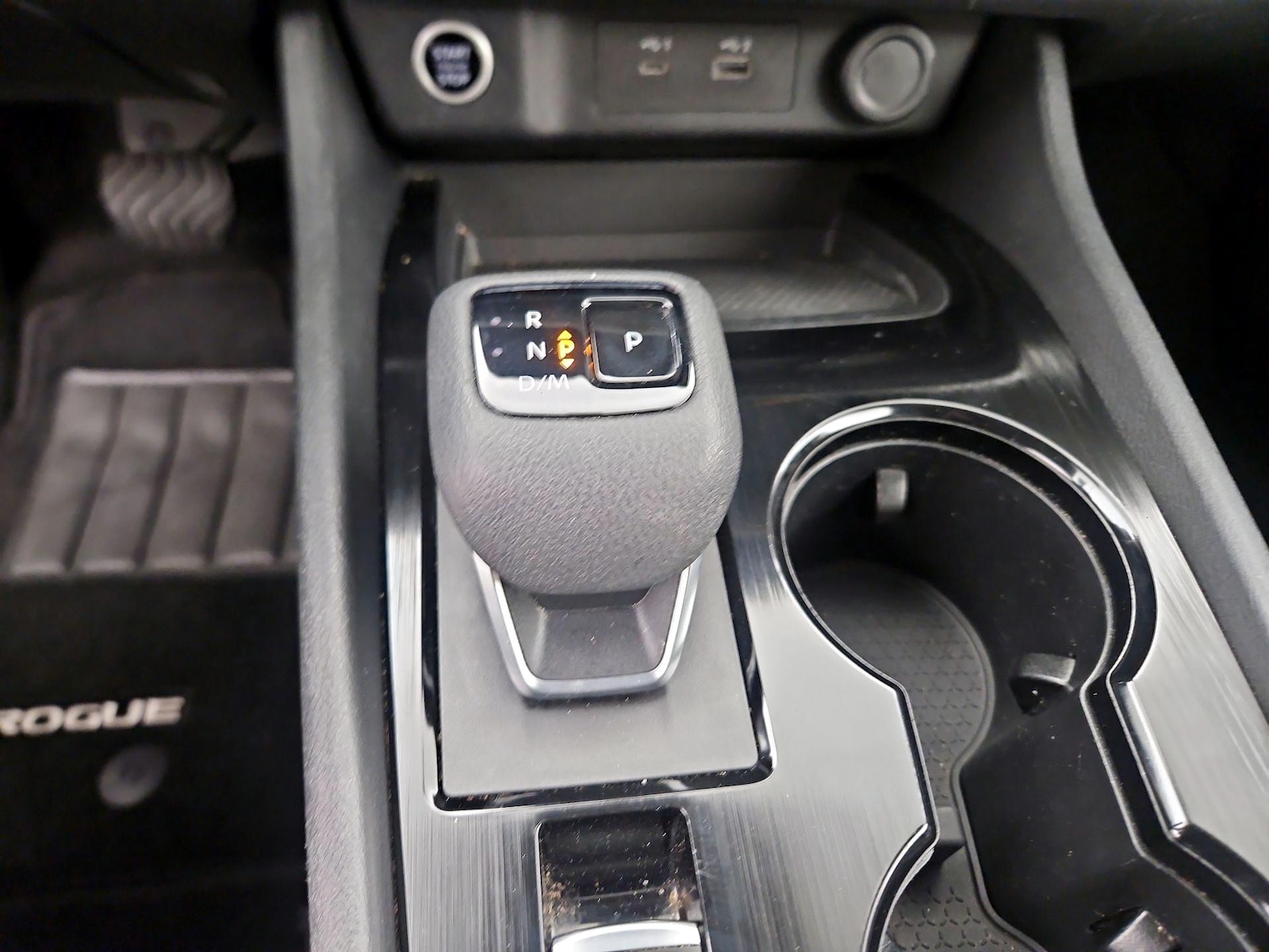 2023 Nissan Rogue SV - Photo 16