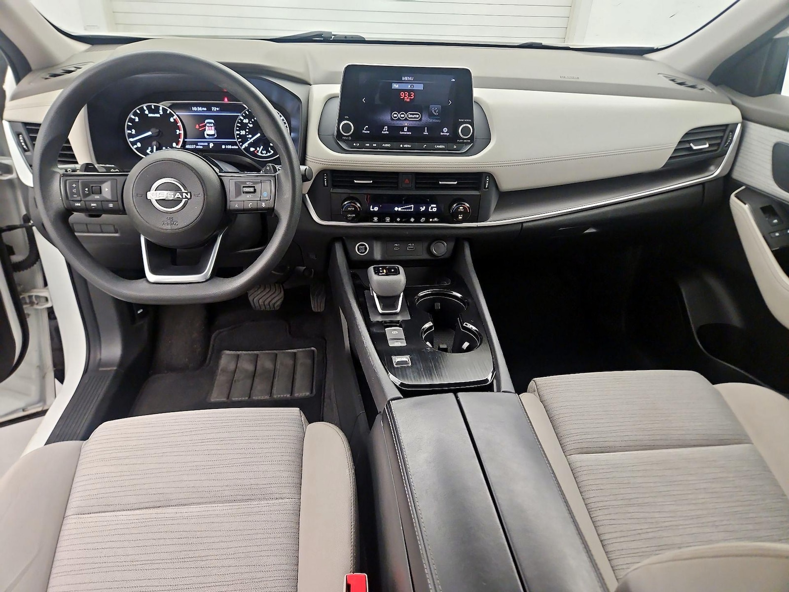 2023 Nissan Rogue SV - Photo 8