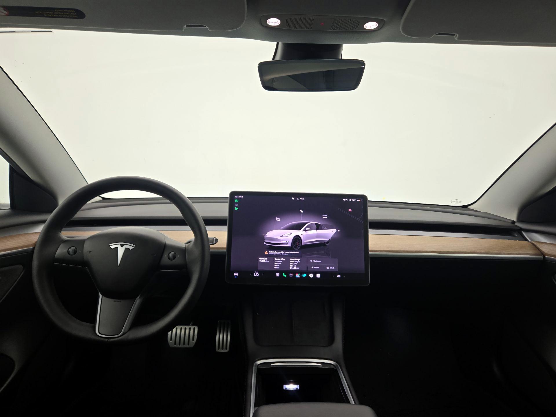Thumbnail: 2022 Tesla Model 3 - 9