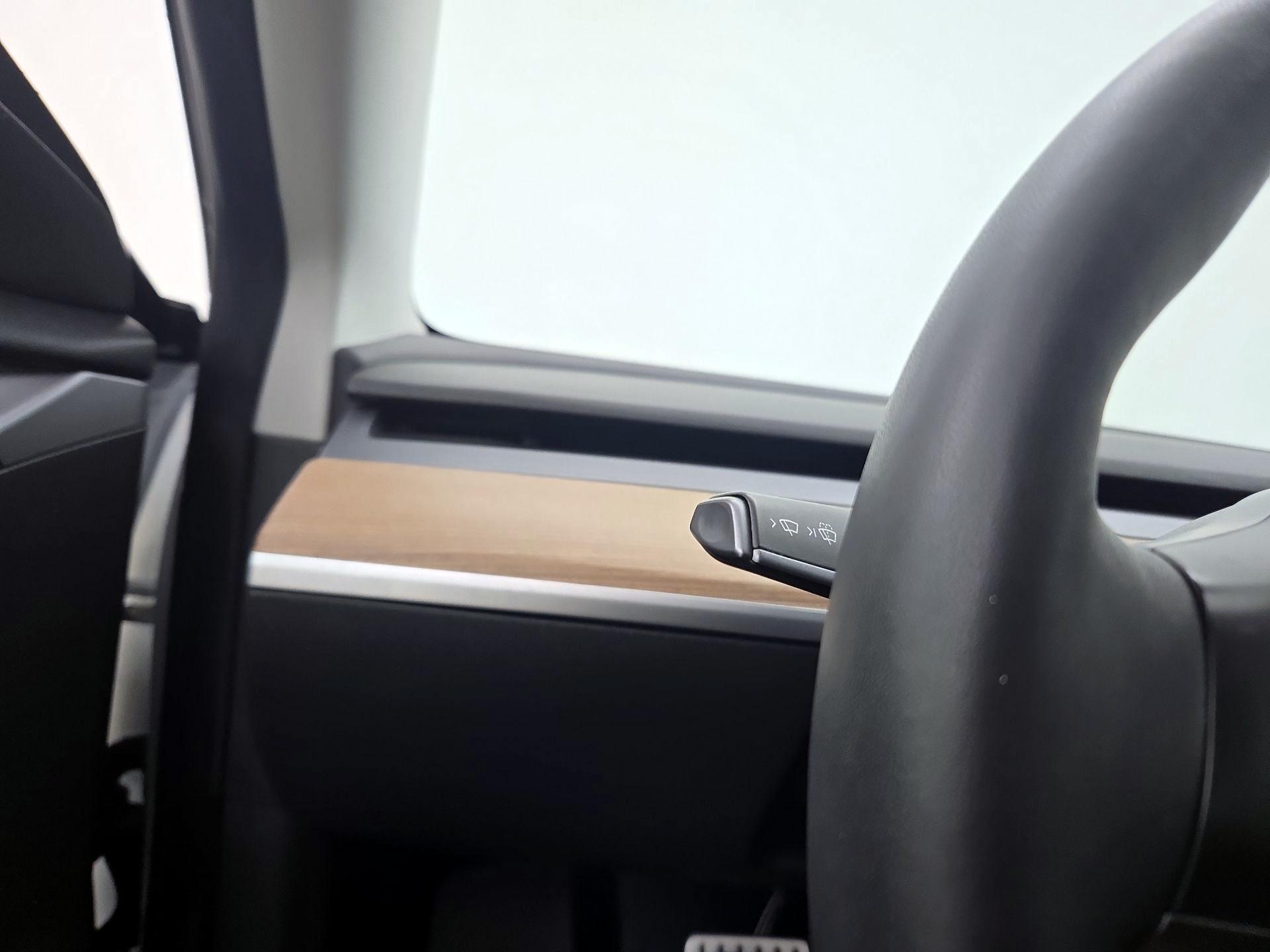 Thumbnail: 2022 Tesla Model 3 - 13