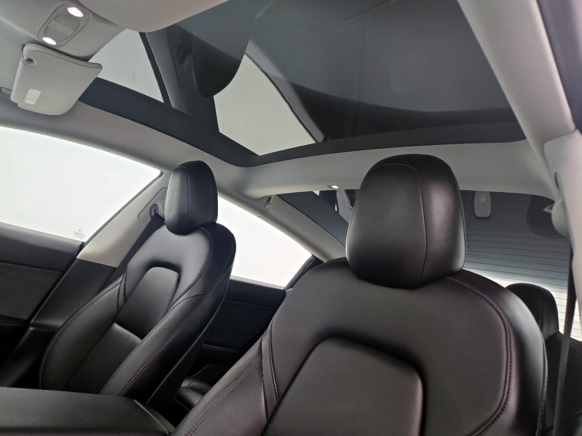 Thumbnail: 2022 Tesla Model 3 - 18
