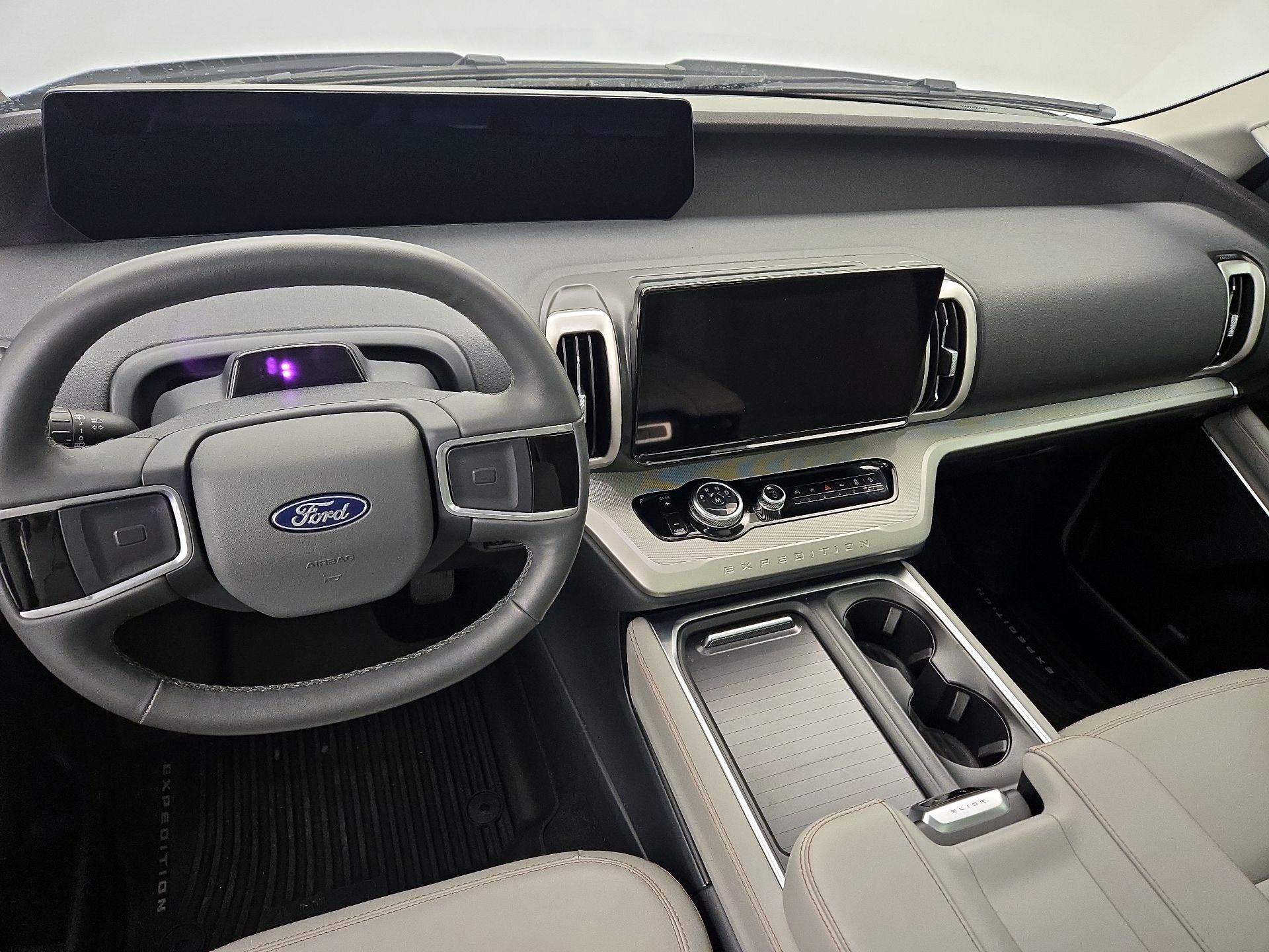 Thumbnail: 2025 Ford Expedition MAX - 9