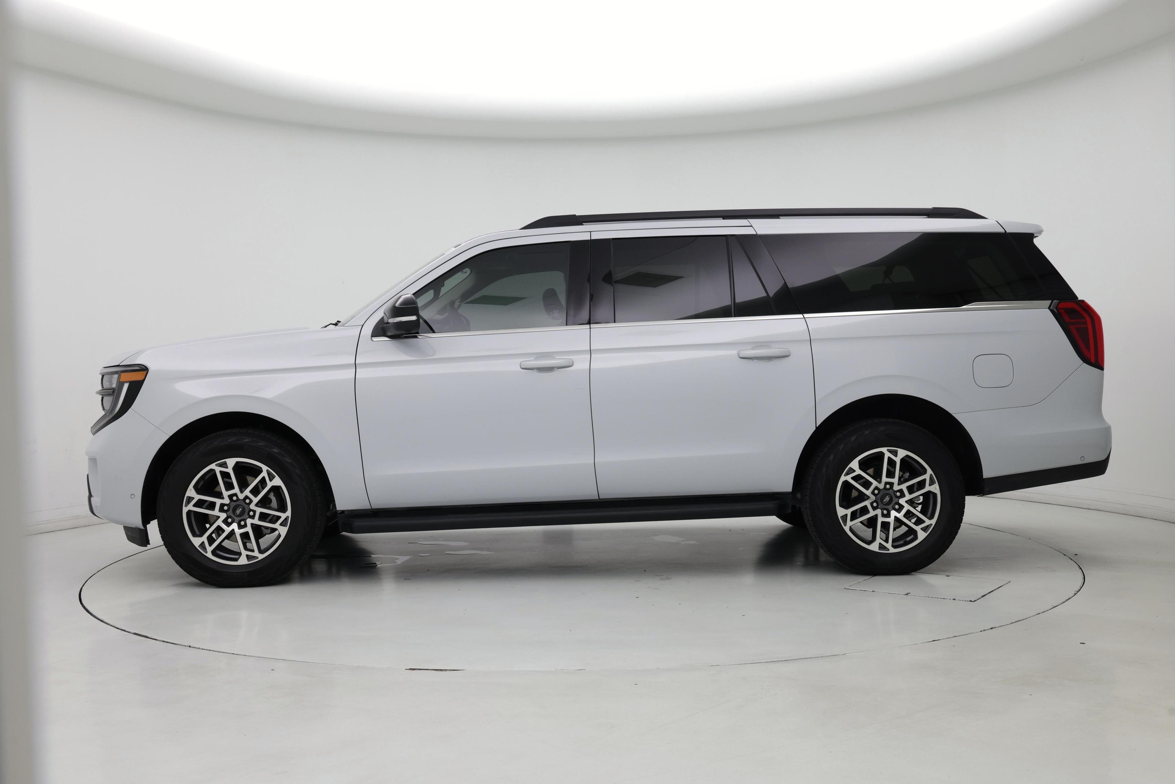 Thumbnail: 2025 Ford Expedition MAX - 3