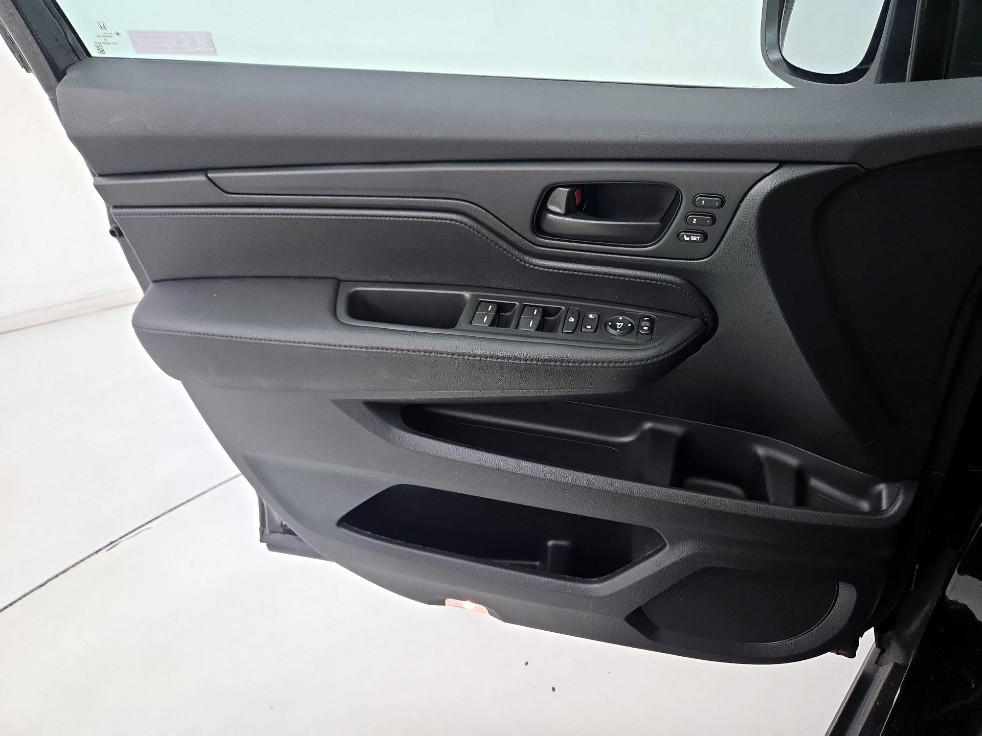 Thumbnail: 2024 Honda Odyssey - 12