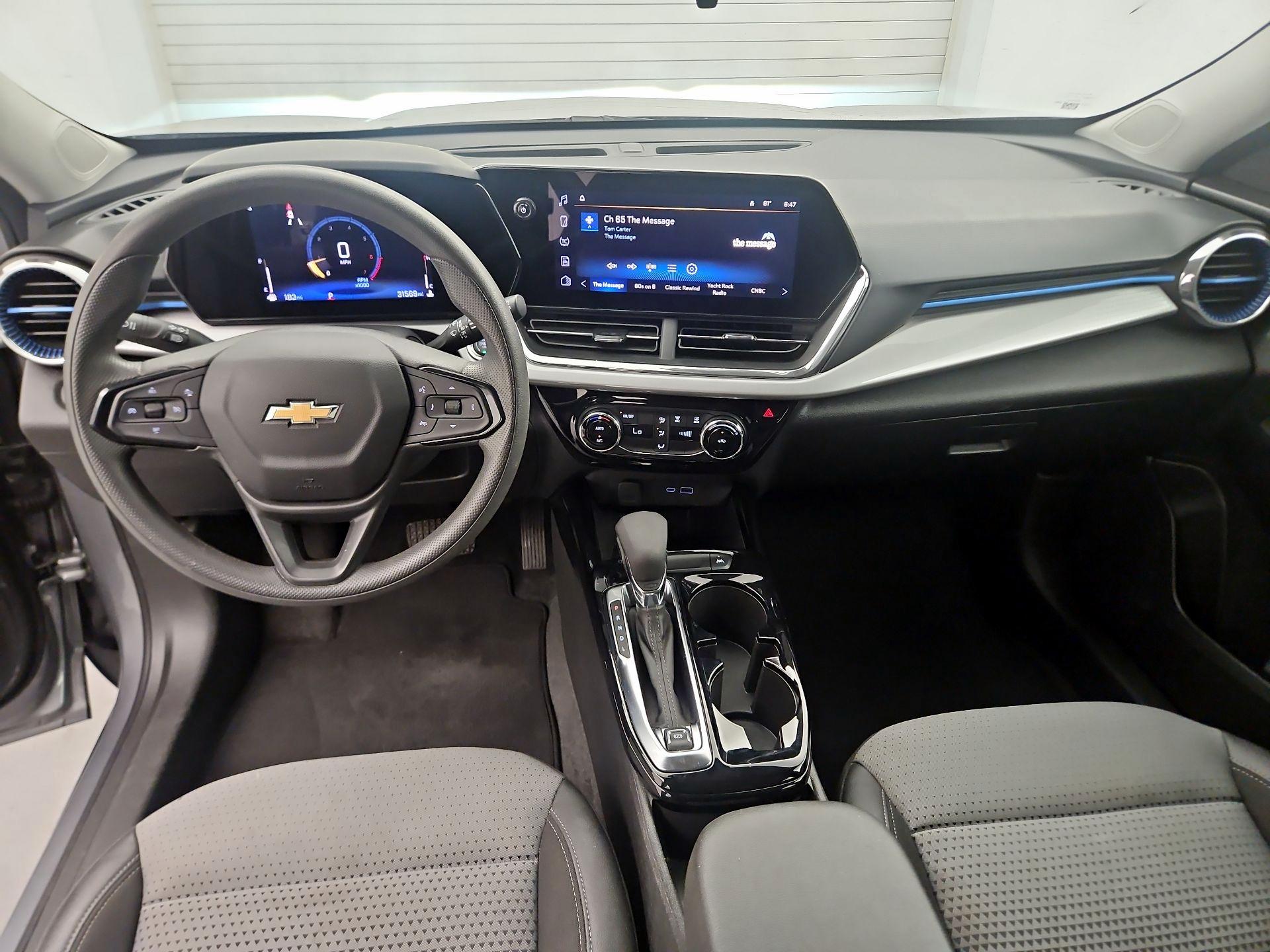 Thumbnail: 2025 Chevrolet Trax - 8
