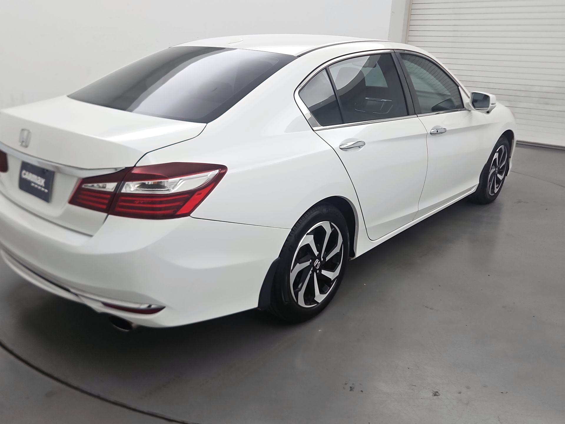 Thumbnail: 2017 Honda Accord - 5