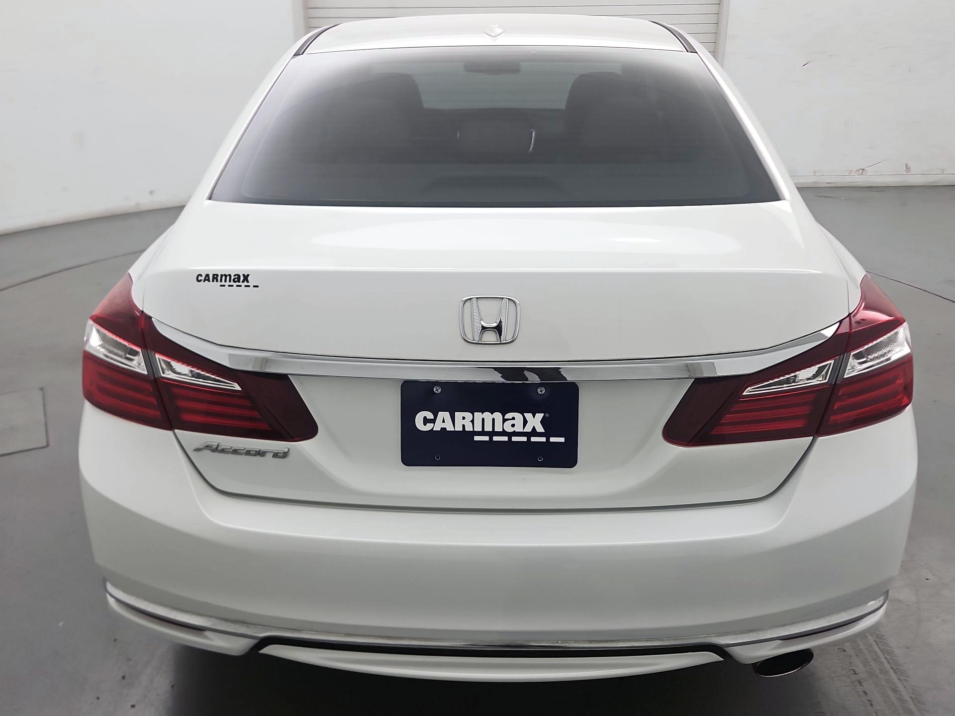 Thumbnail: 2017 Honda Accord - 6