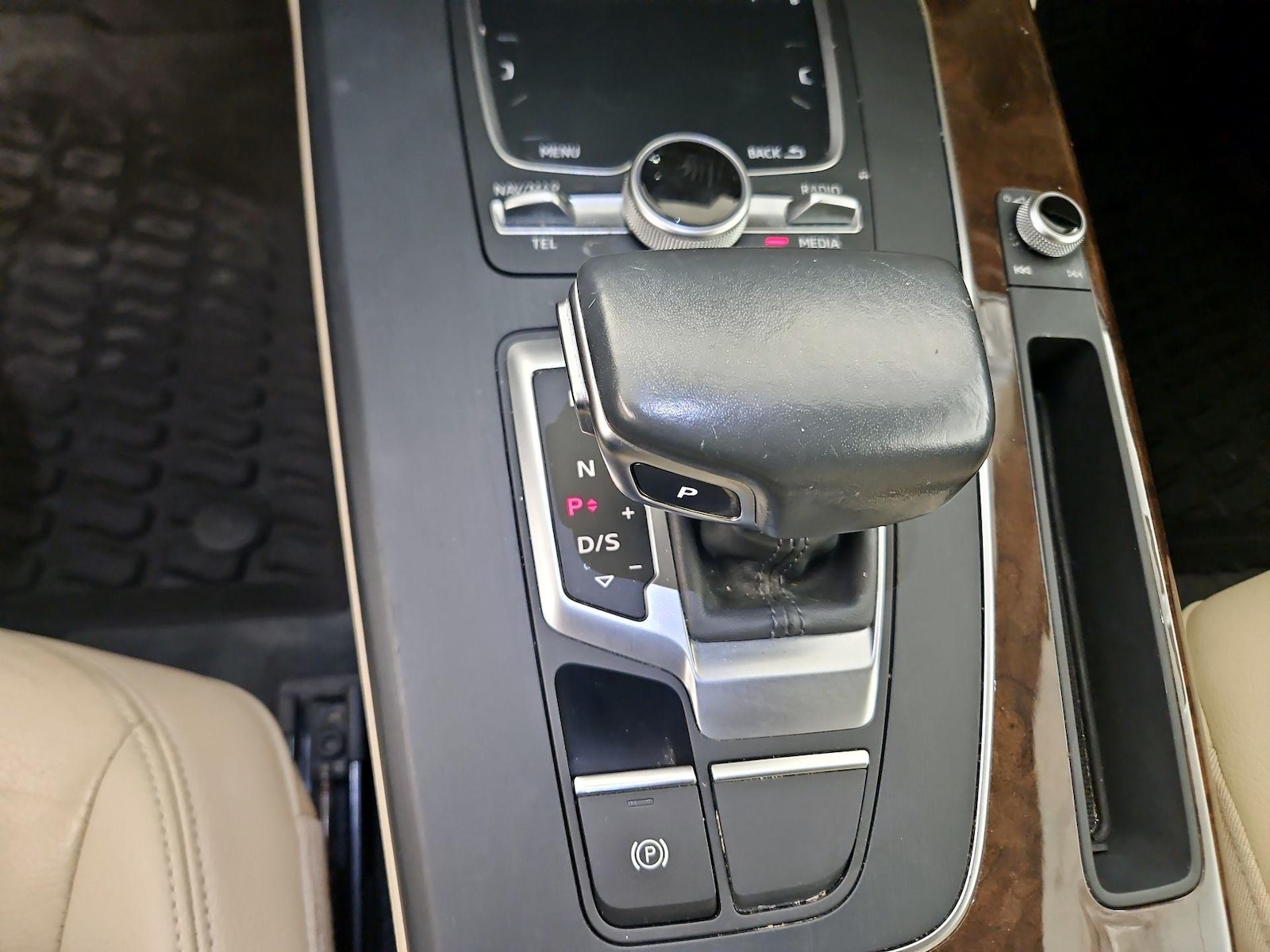 2018 Audi Q5 Premium Plus - Photo 19