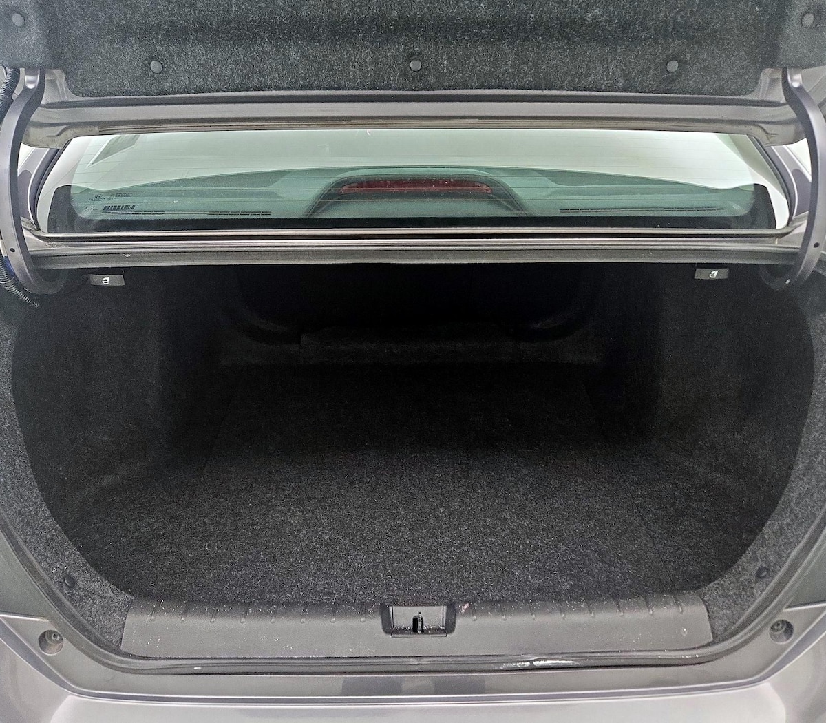 Trunk/Cargo (Seats Up)