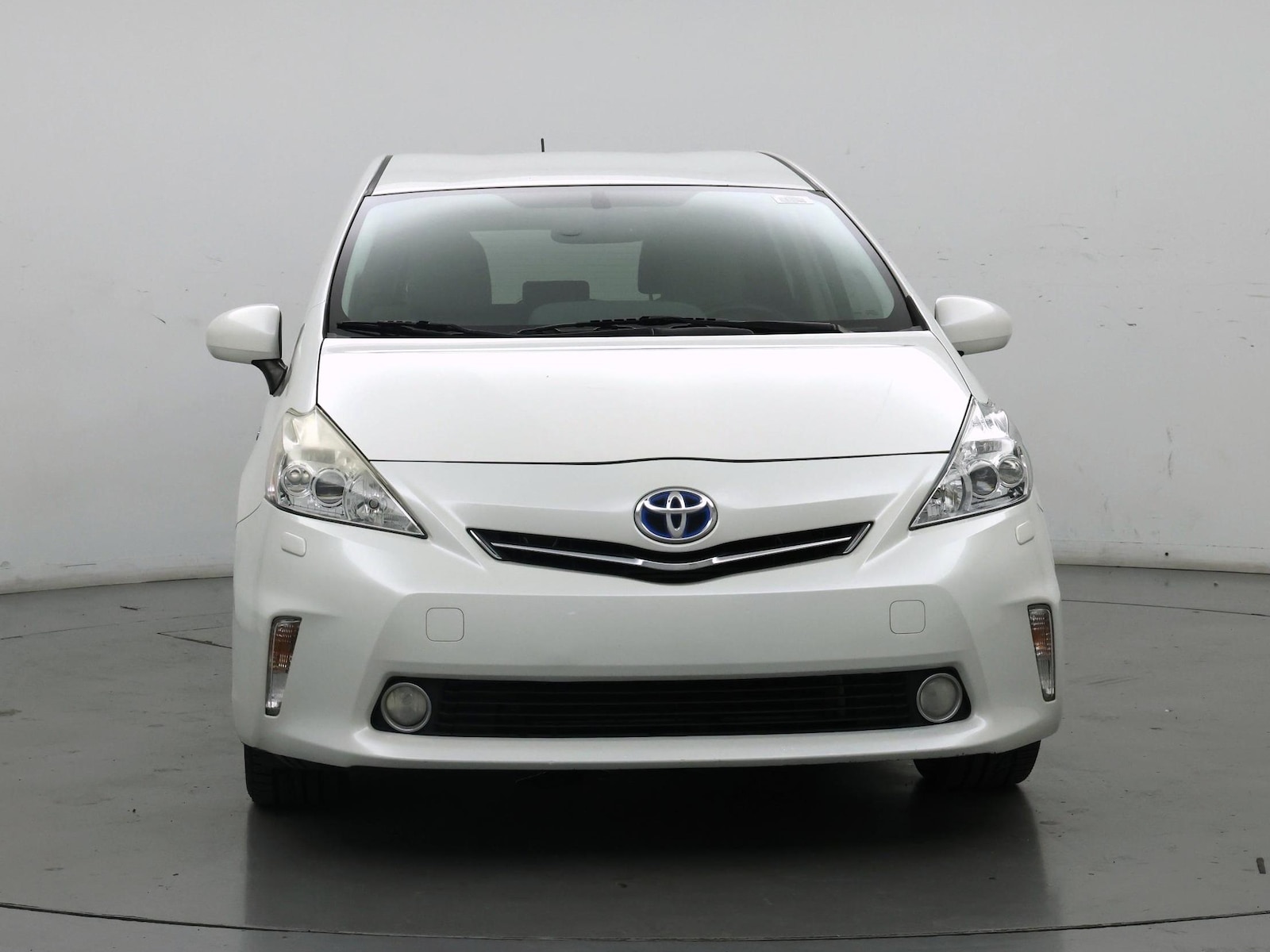2014 Toyota Prius v Five - Photo 6