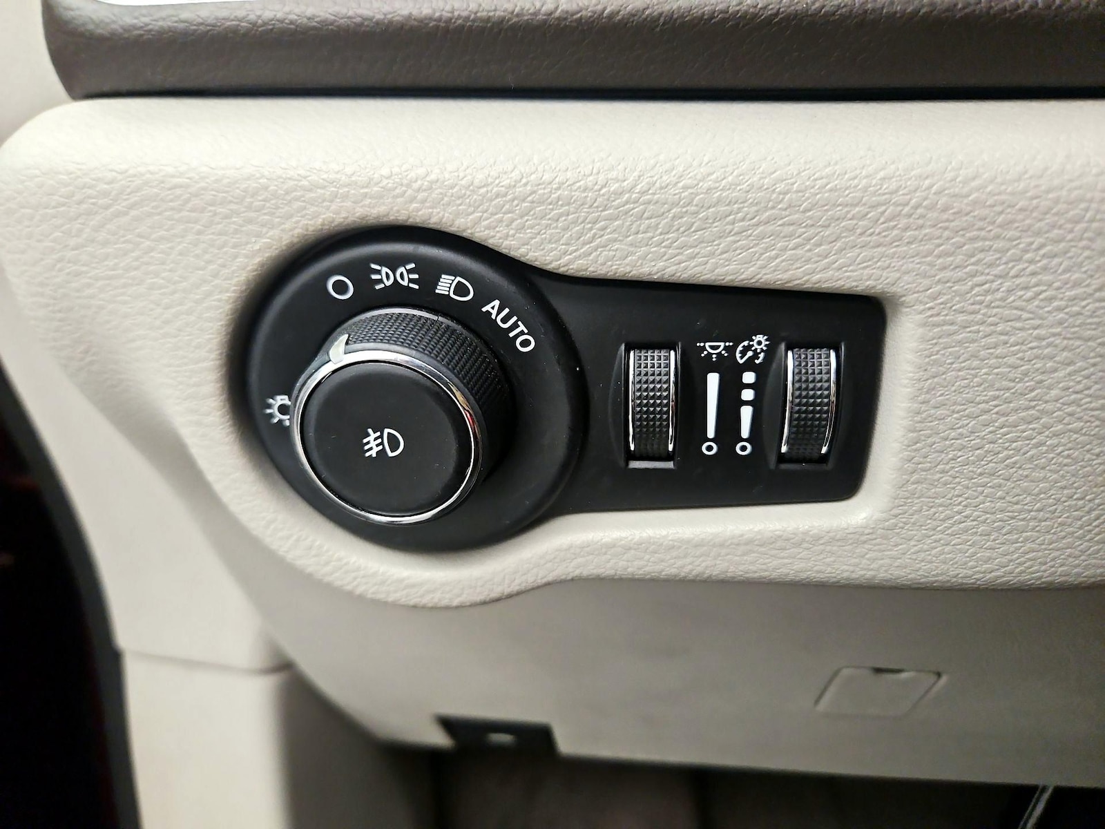 2018 Chrysler Pacifica Touring Plus - Photo 12
