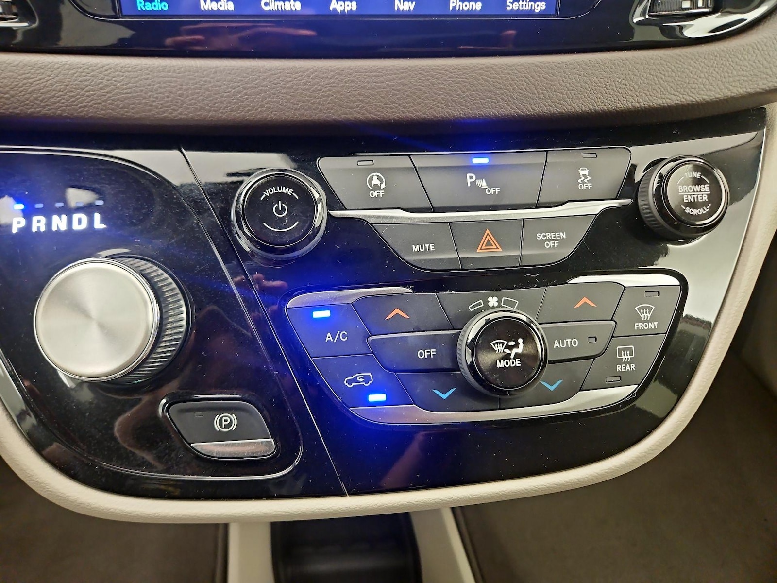 2018 Chrysler Pacifica Touring Plus - Photo 15