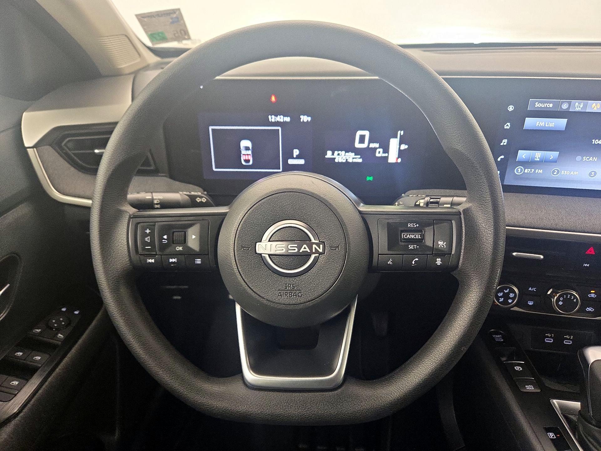 Thumbnail: 2025 Nissan Kicks - 10