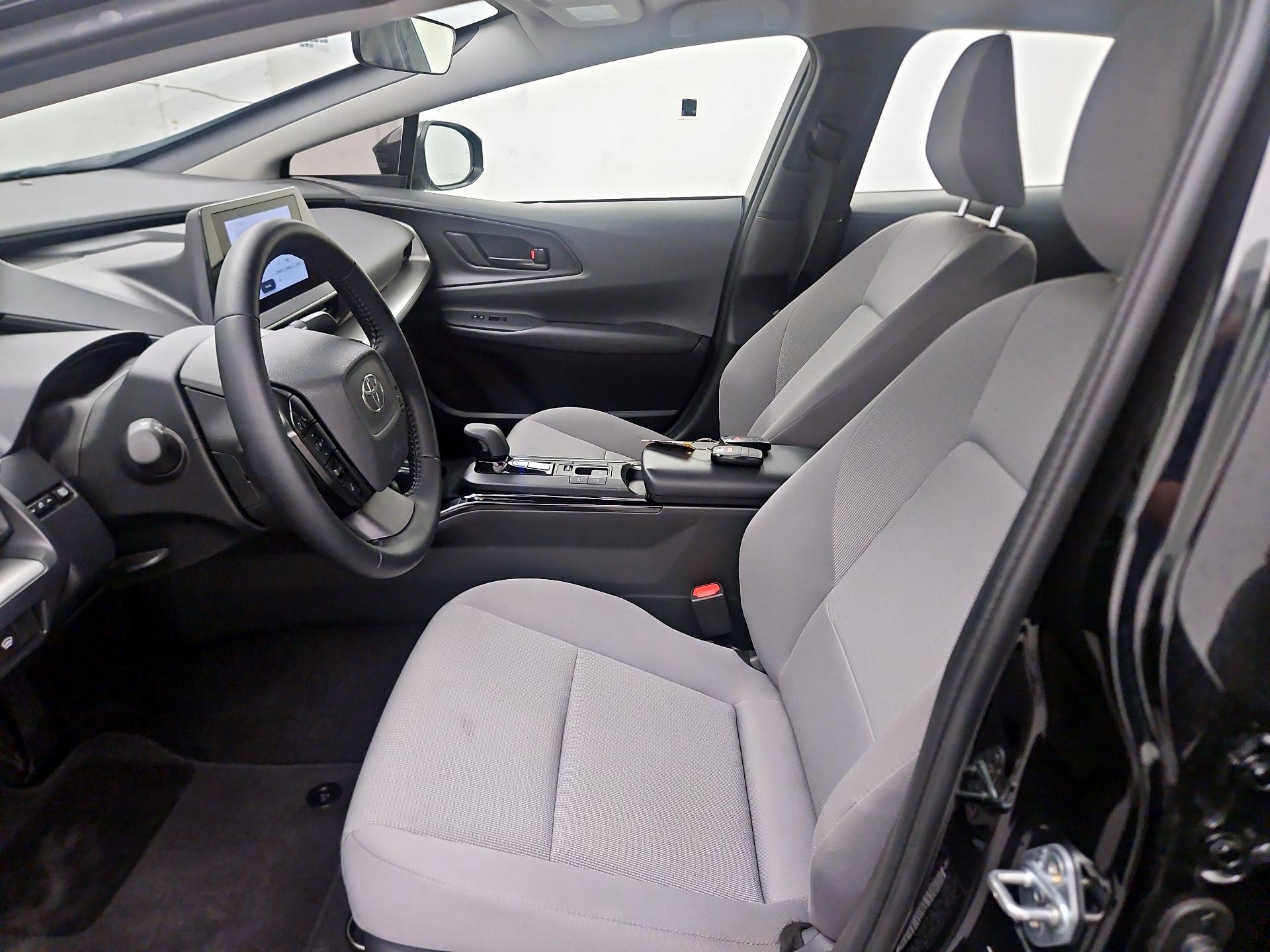 Thumbnail: 2026 Toyota Prius - 9