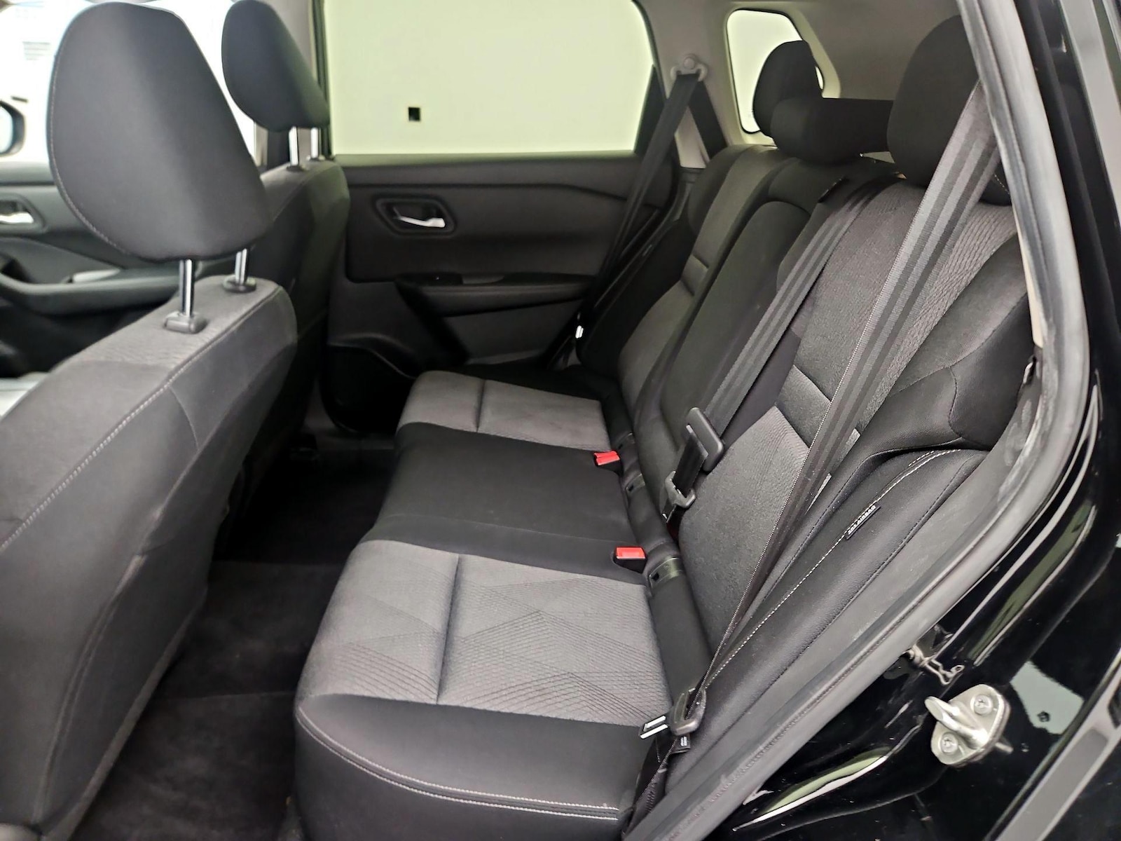 2024 Nissan Rogue SV - Photo 20