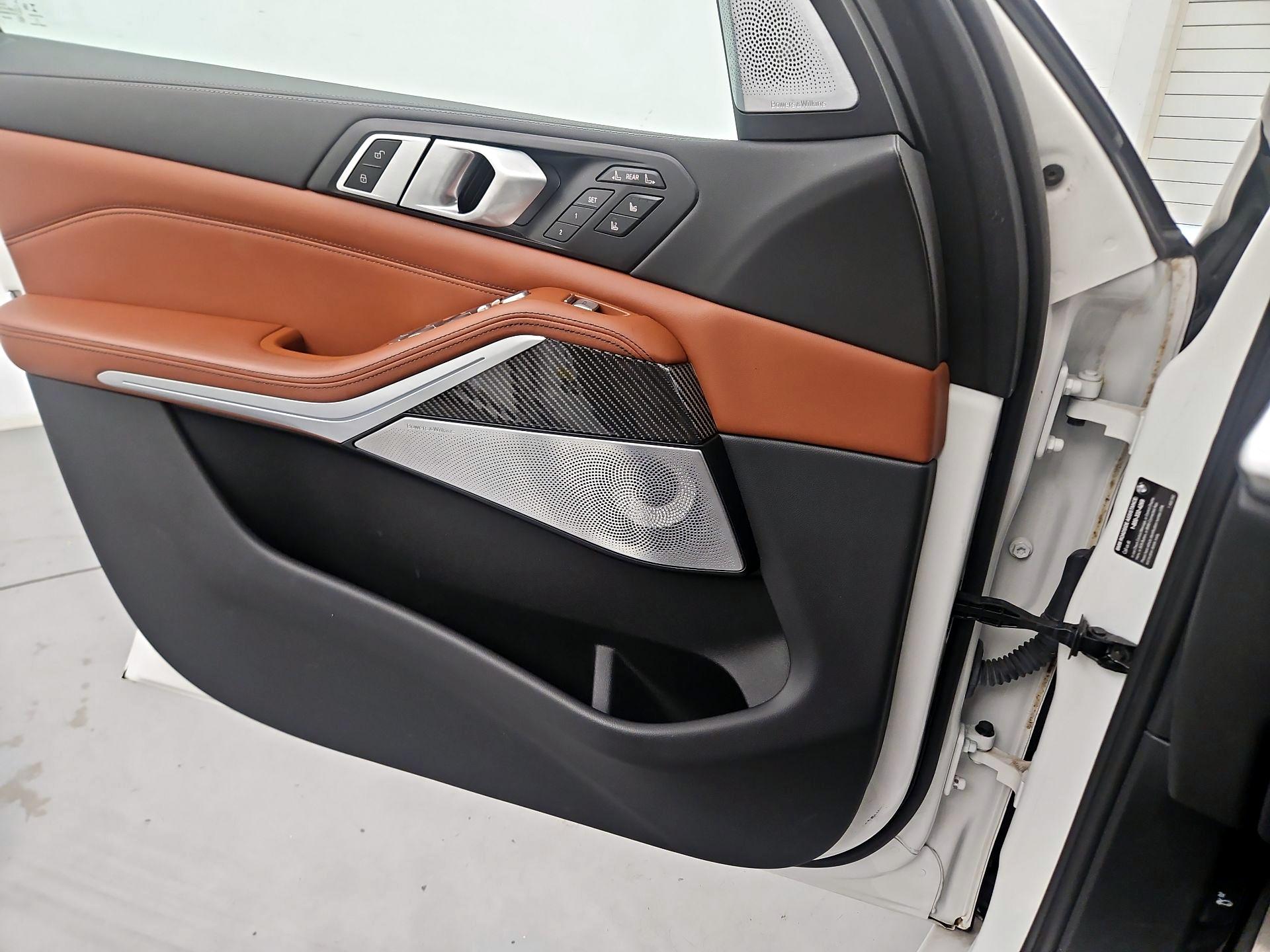 Thumbnail: 2023 BMW X7 - 12