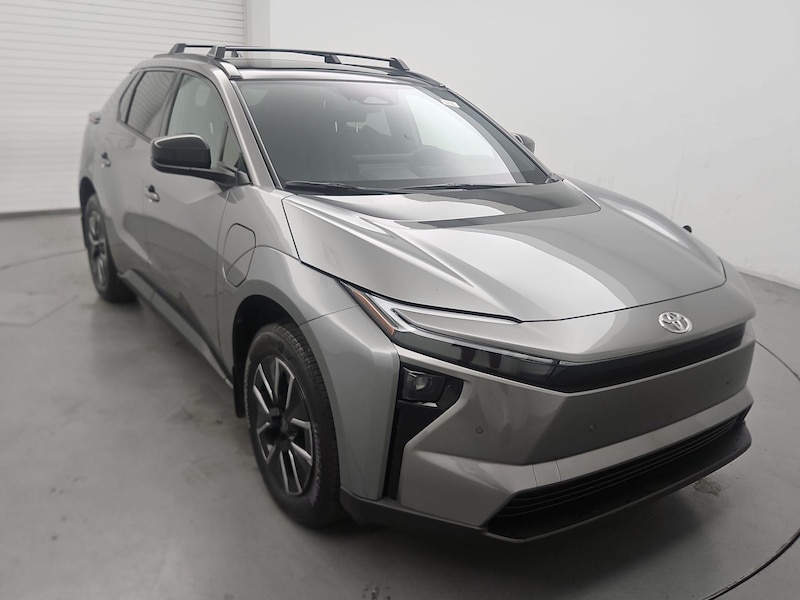 2026 Toyota bZ XLE Plus