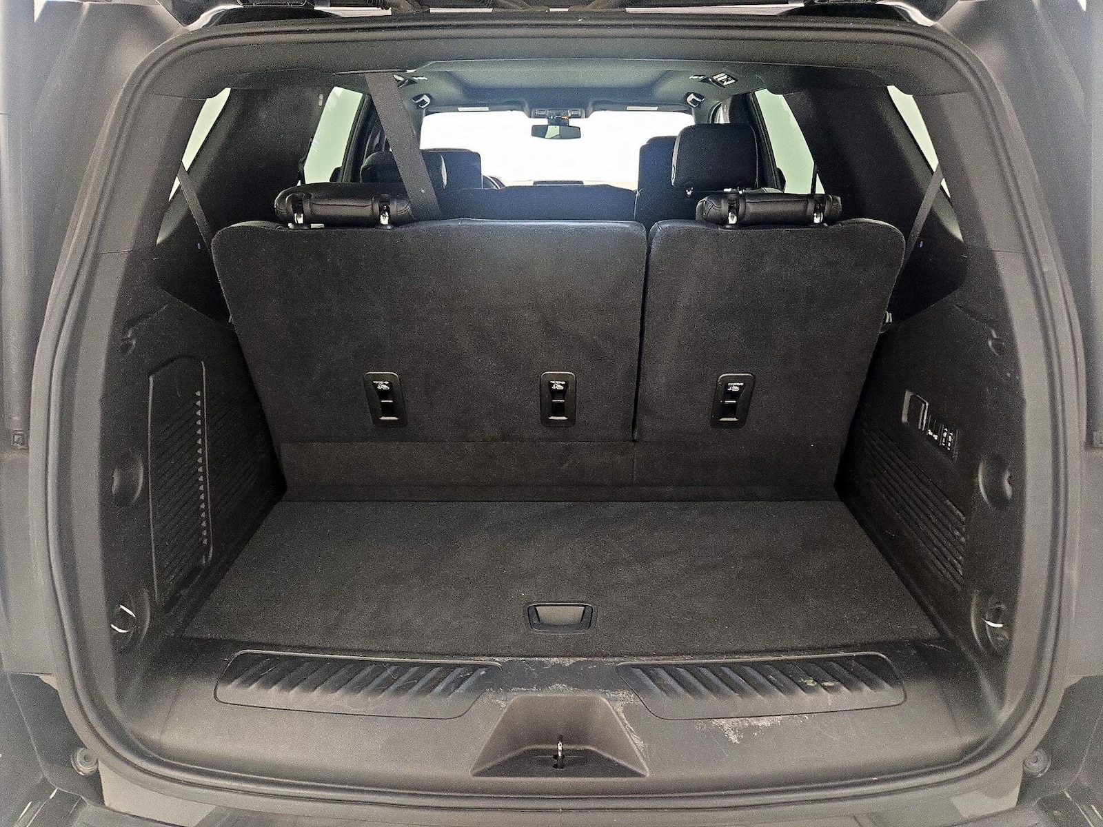 2021 Chevrolet Tahoe LT - Photo 24