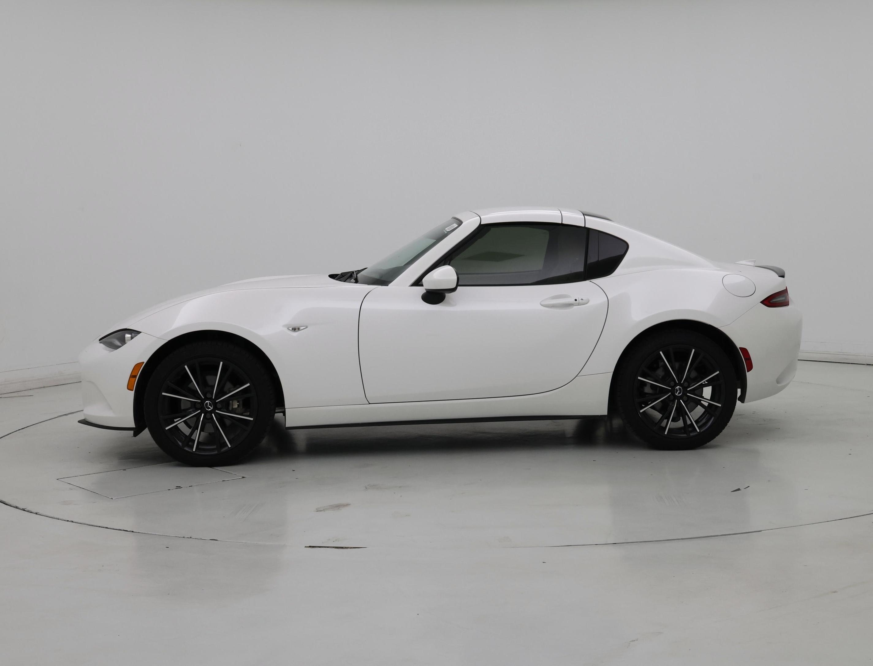 Thumbnail: 2025 Mazda MX-5 Miata - 3