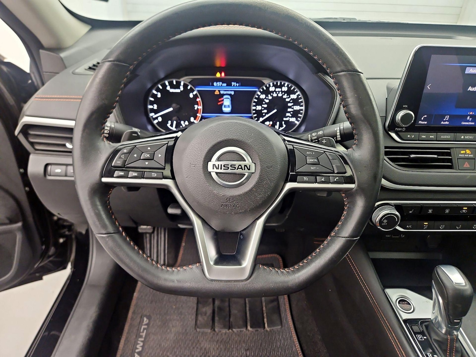 2021 Nissan Altima SR - Photo 11