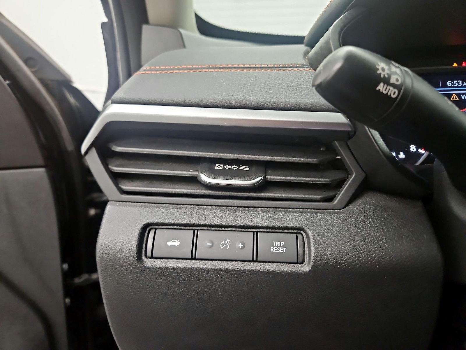 2021 Nissan Altima SR - Photo 14