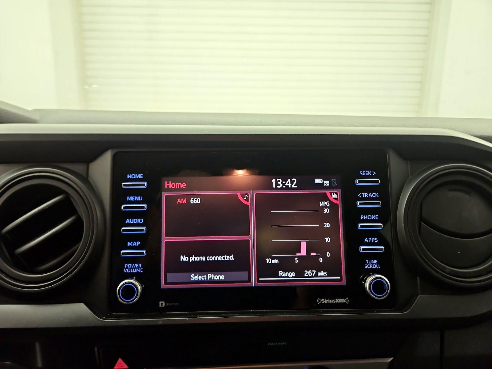 2020 Toyota Tacoma SR - Photo 16