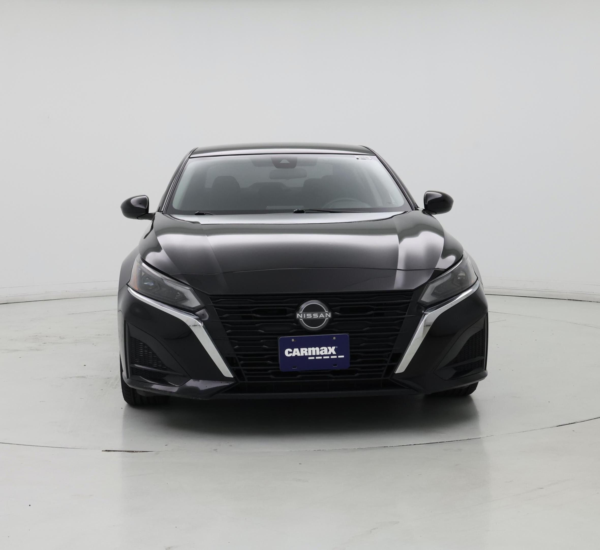 Thumbnail: 2023 Nissan Altima - 5