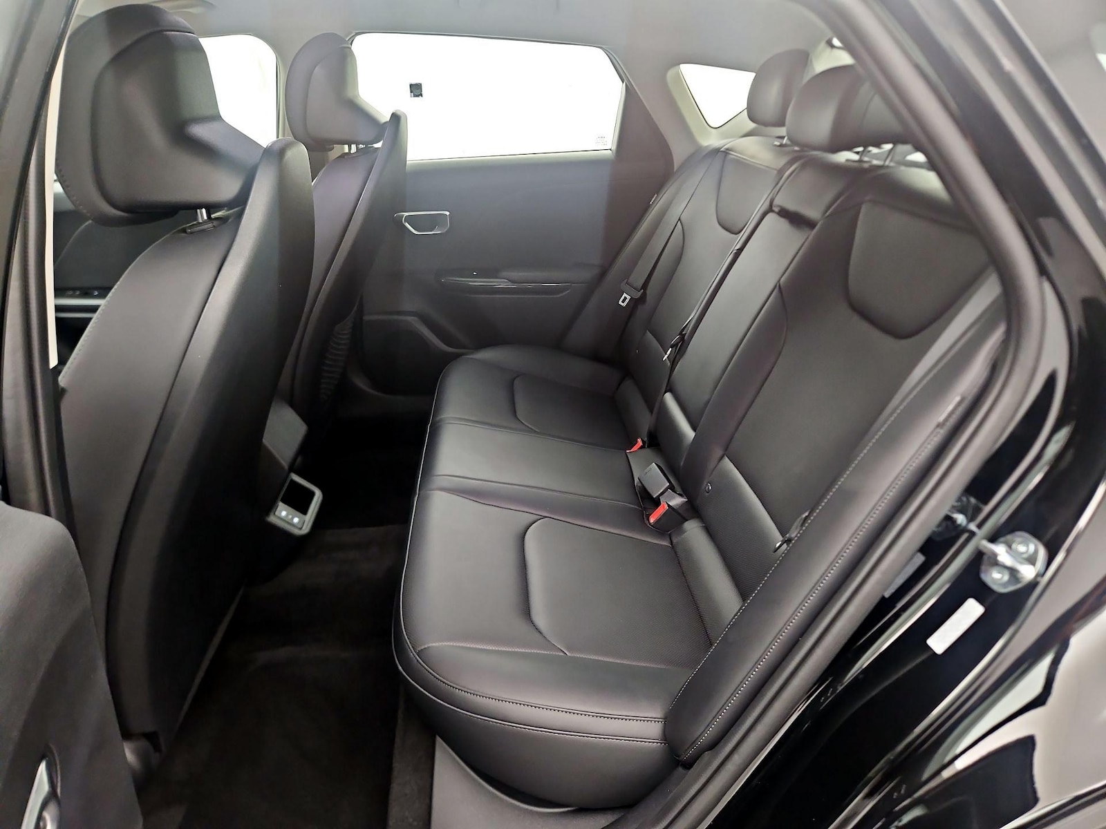 2026 Kia K4 EX - Photo 17