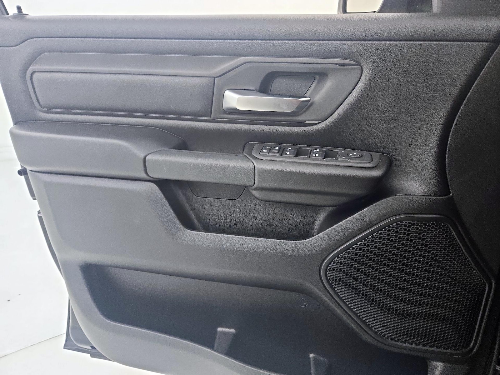 2025 RAM Ram 1500 Pickup Tradesman - Photo 13