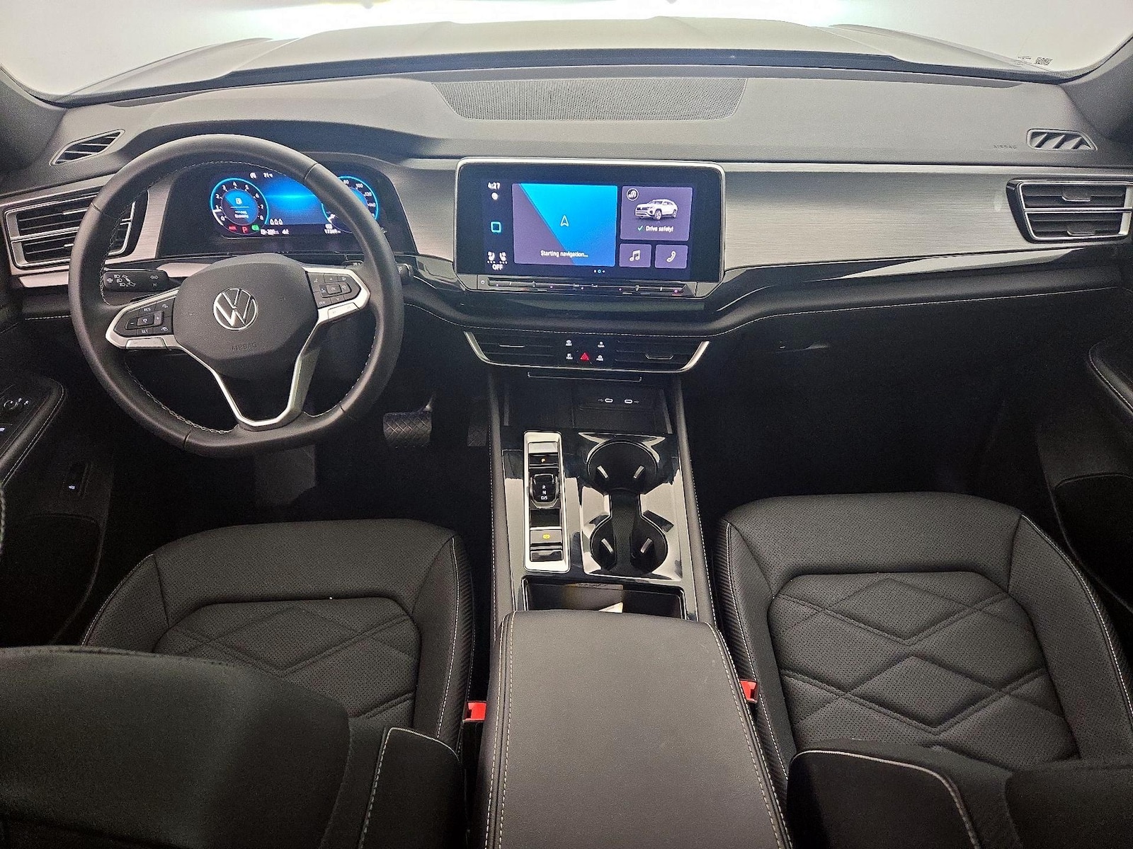 2026 Volkswagen Atlas Cross Sport SE w/Tech - Photo 10