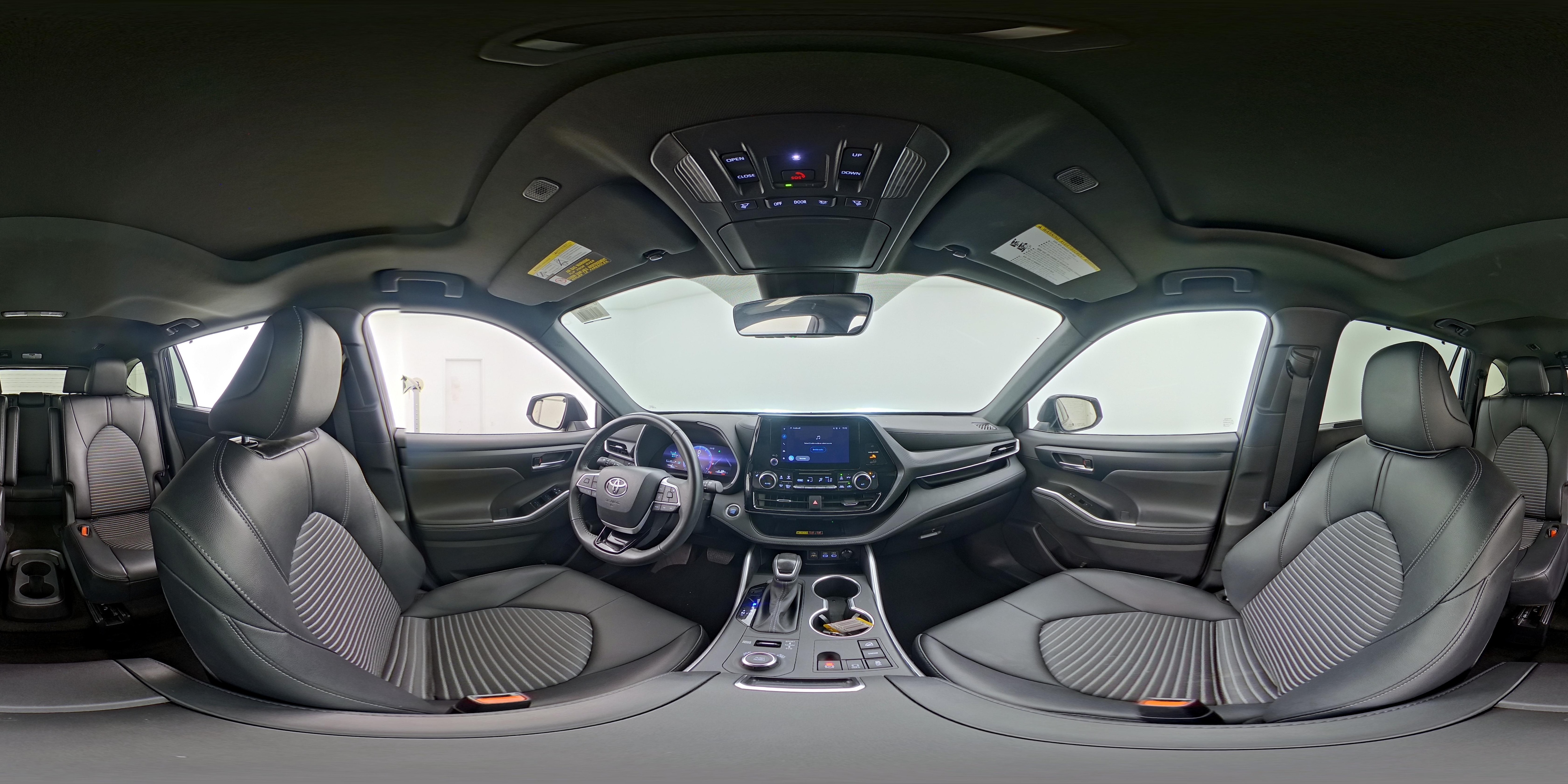 2025 Toyota Highlander XSE - Photo 26