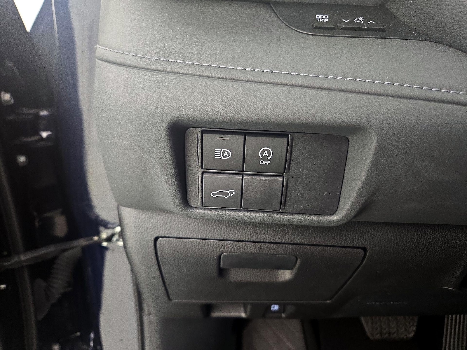 2025 Toyota Highlander XSE - Photo 14