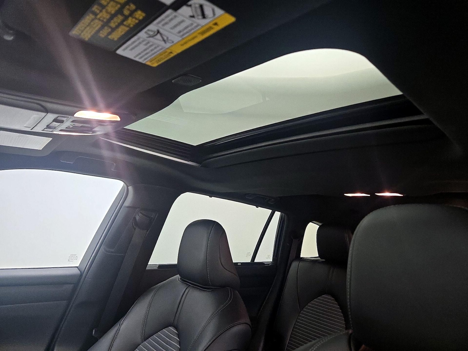 2025 Toyota Highlander XSE - Photo 20