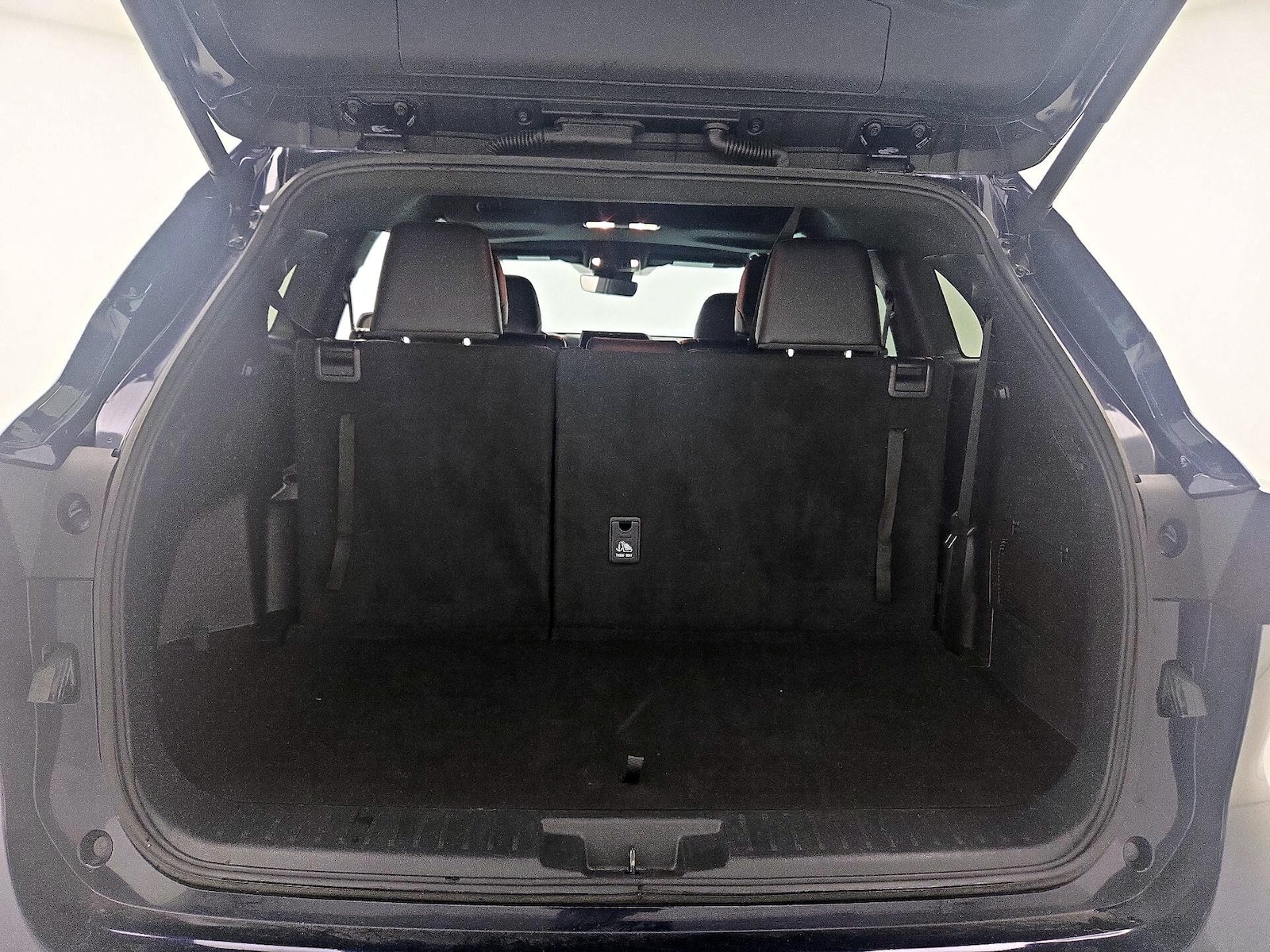 2025 Toyota Highlander XSE - Photo 23