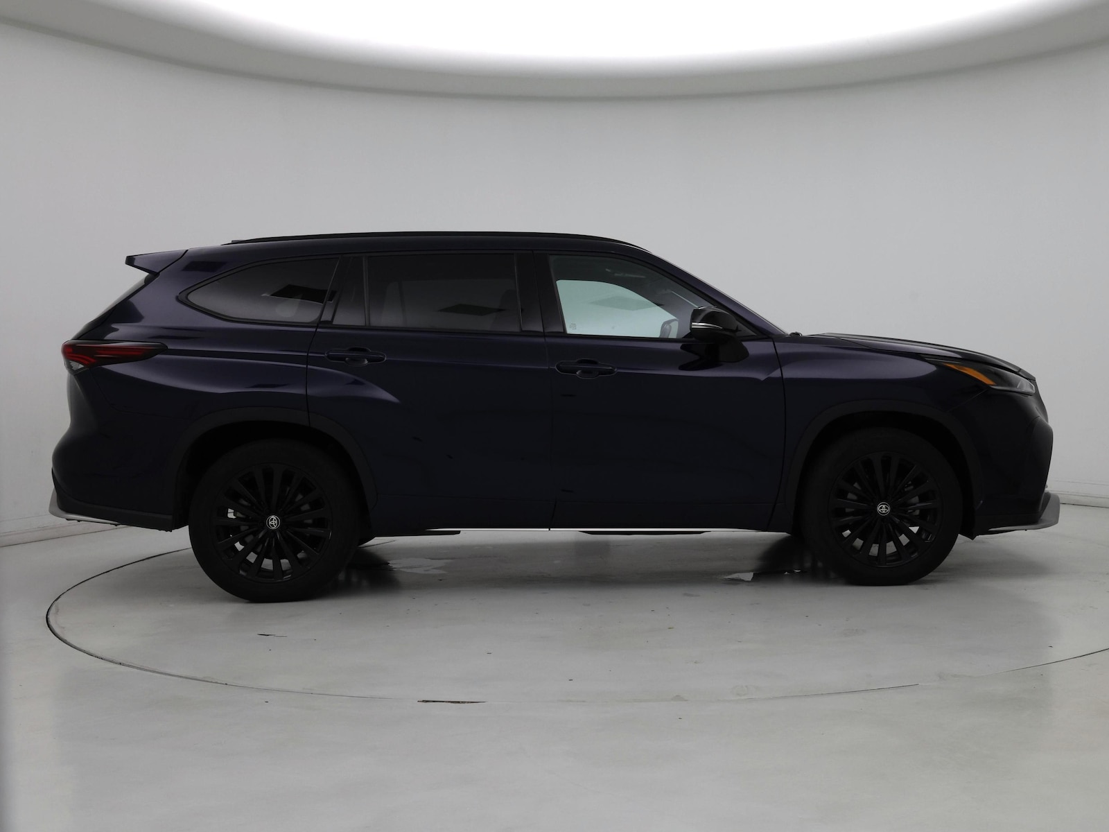 2025 Toyota Highlander XSE - Photo 8