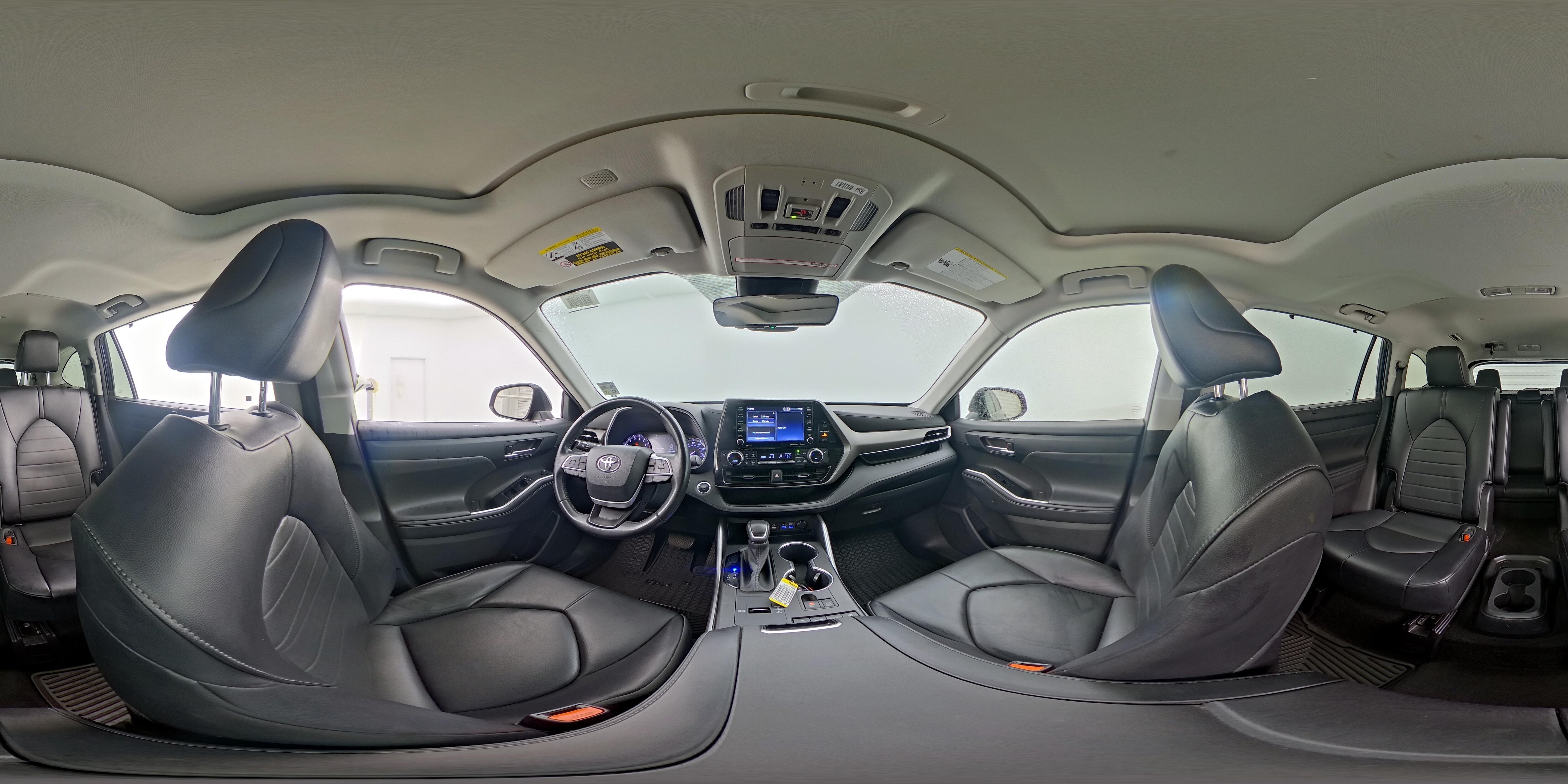 2022 Toyota Highlander XLE - Photo 27