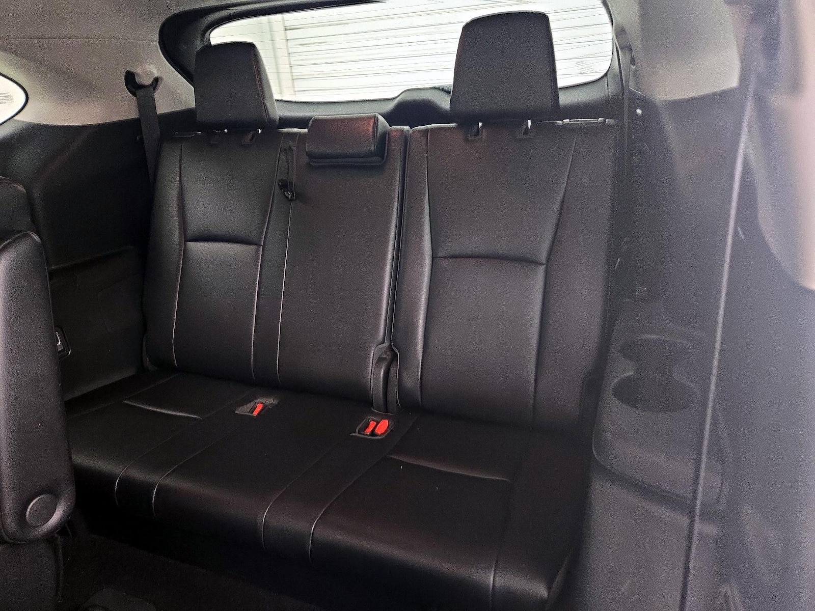 2022 Toyota Highlander XLE - Photo 22