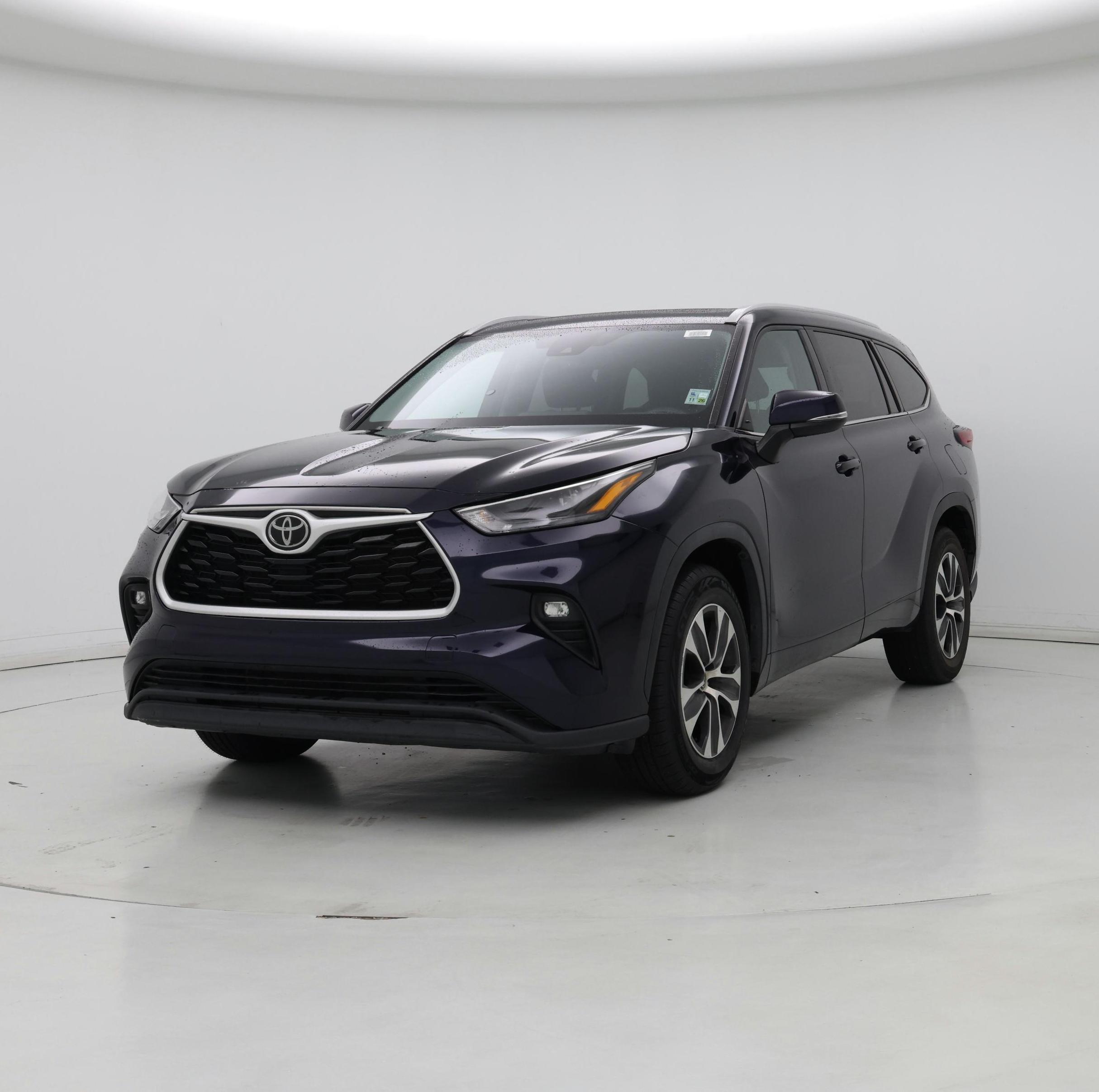 Thumbnail: 2022 Toyota Highlander - 4